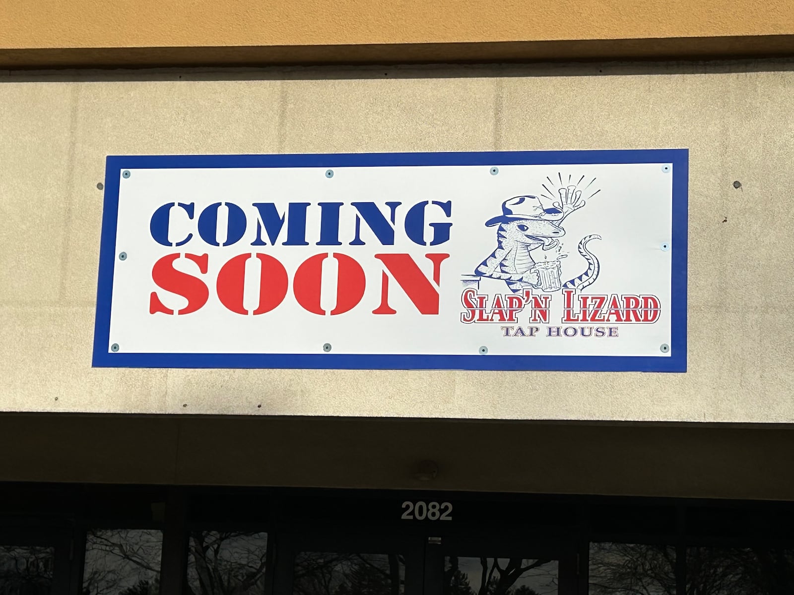 The Slap’n Lizard Tap House will feature 50 self-pour taps and a sampling of bar food at 2082 S. Alex Road in West Carrollton (CONTRIBUTED PHOTO).