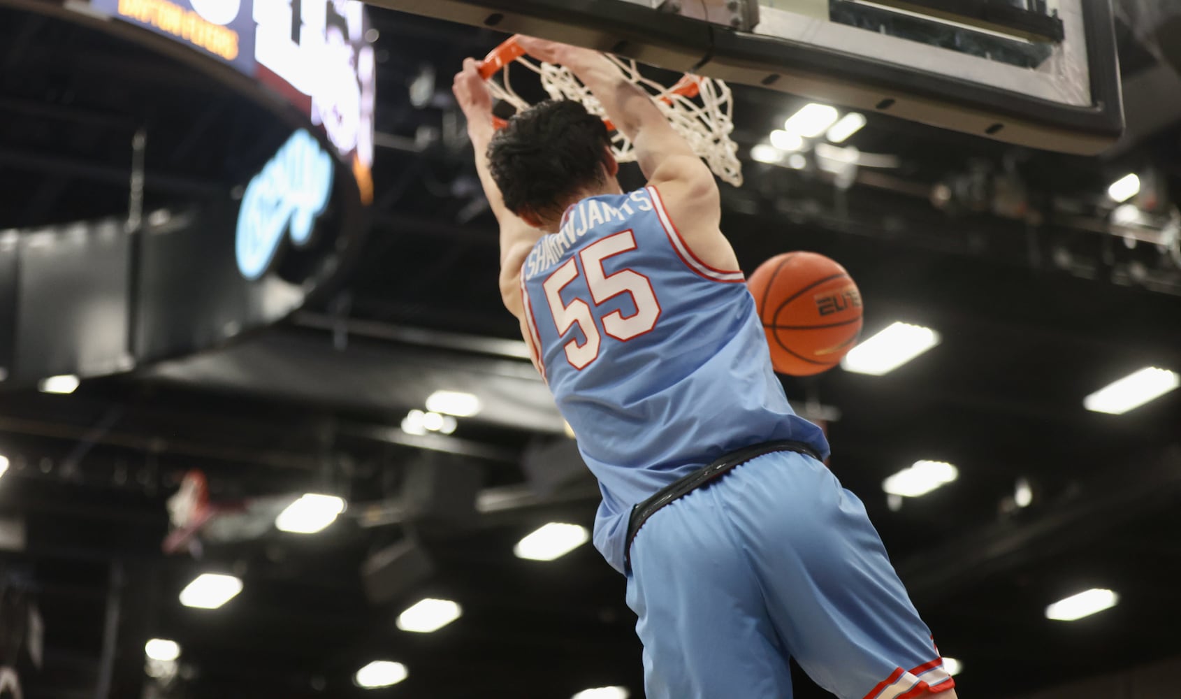 Dayton vs. Loyola Chicago