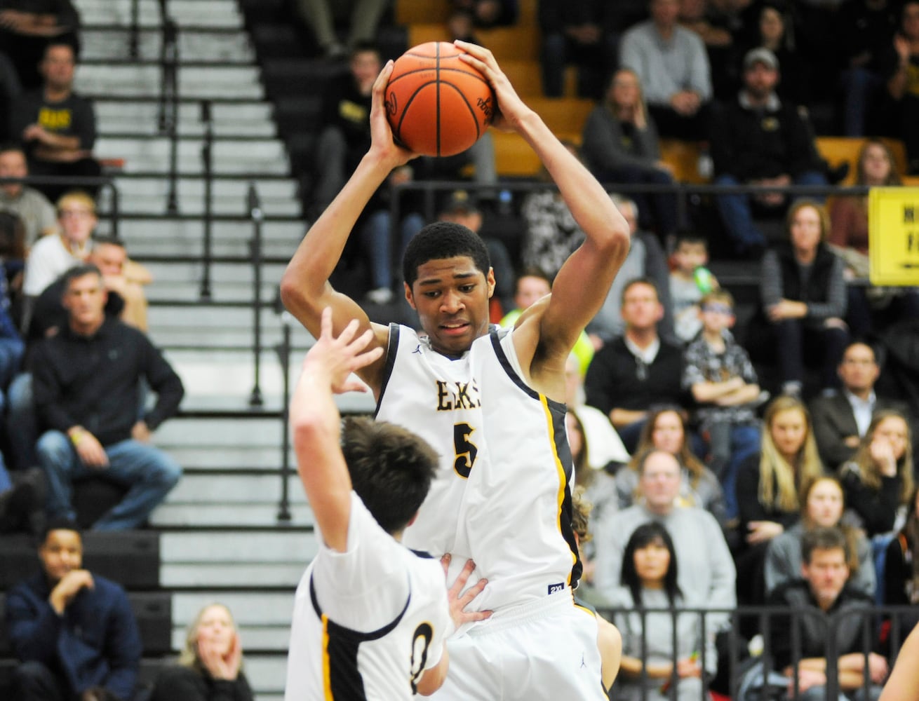 PHOTOS: Fairmont at Centerville, boys basketball