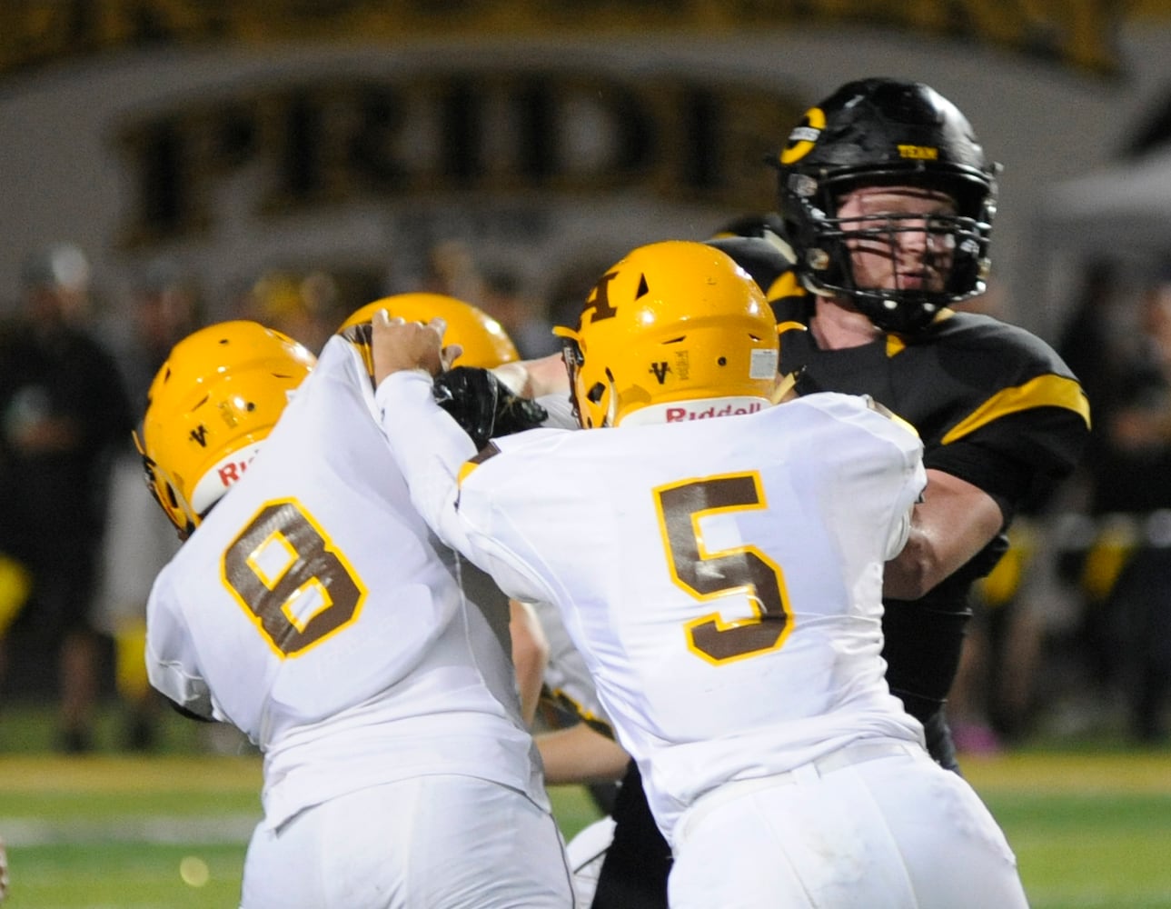 PHOTOS: Alter at Centerville, Week 3 football