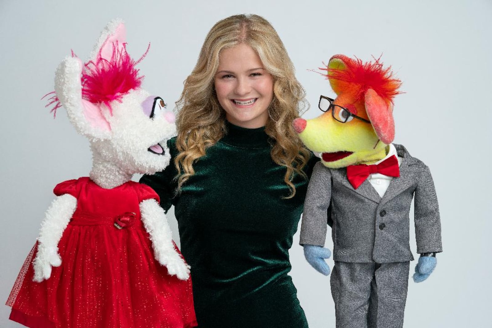 Darci Lynne, the talented young ventriloquist that won “America’s Got Talent,” brings her tour, “My Lips Are Sealed (Except When They’re Not),” to Fraze Pavilion in Kettering on Tuesday, July 19.