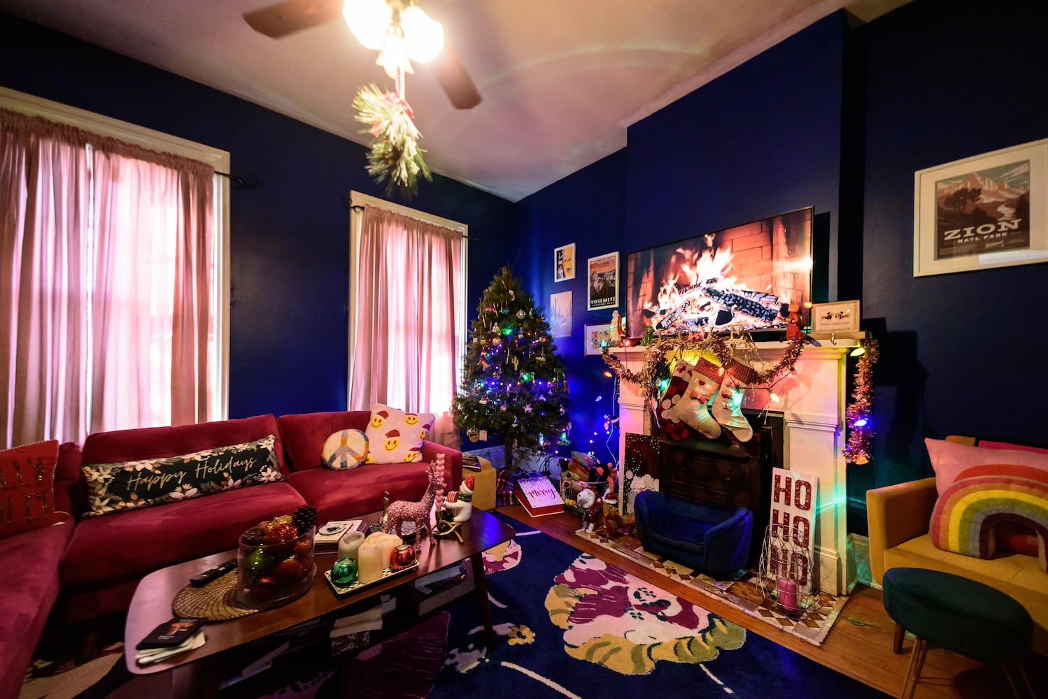 PHOTOS: A Dickens of a Christmas St. Anne’s Hill Holiday Home Tour 2024