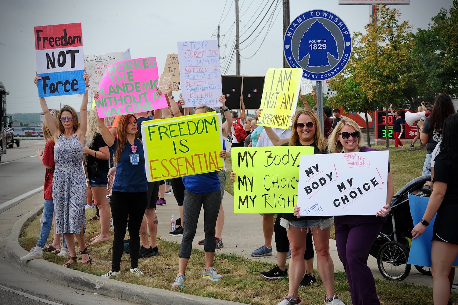 PHOTOS: COVID vaccine protest at Kettering Health