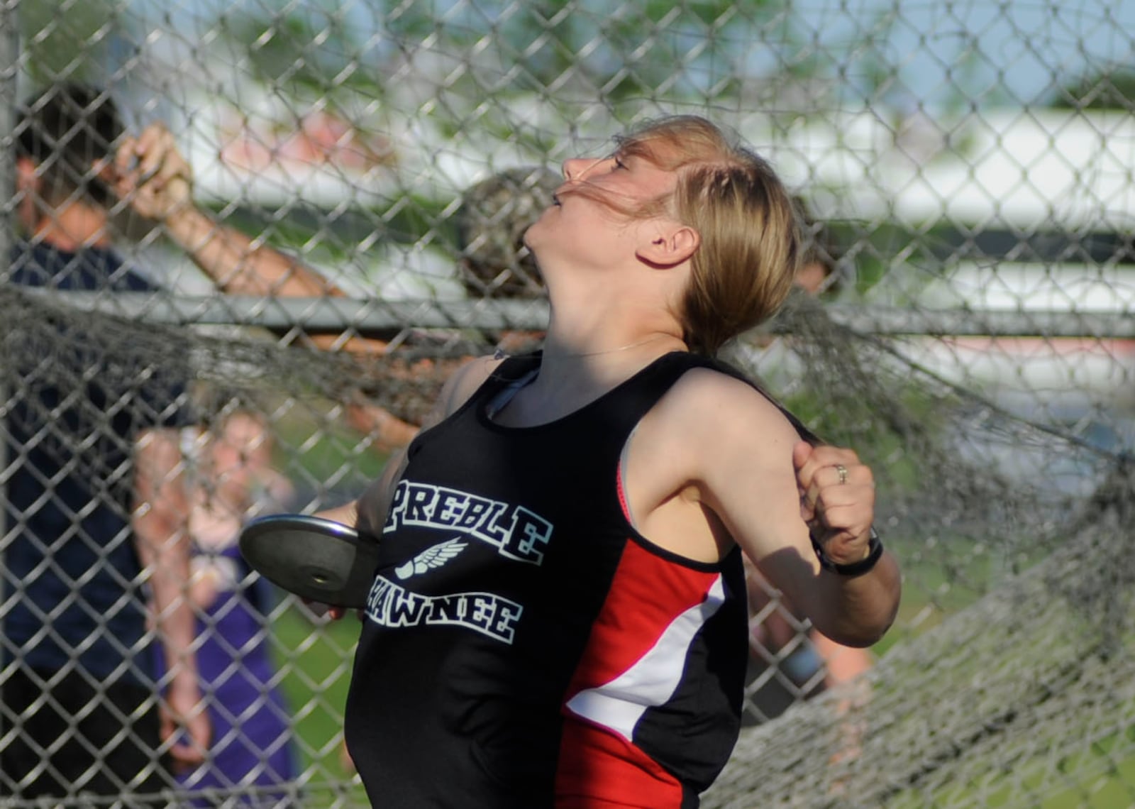 Preble Shawnee sophomroe Megan Roell competes in the discus. MARC PENDLETON / STAFF