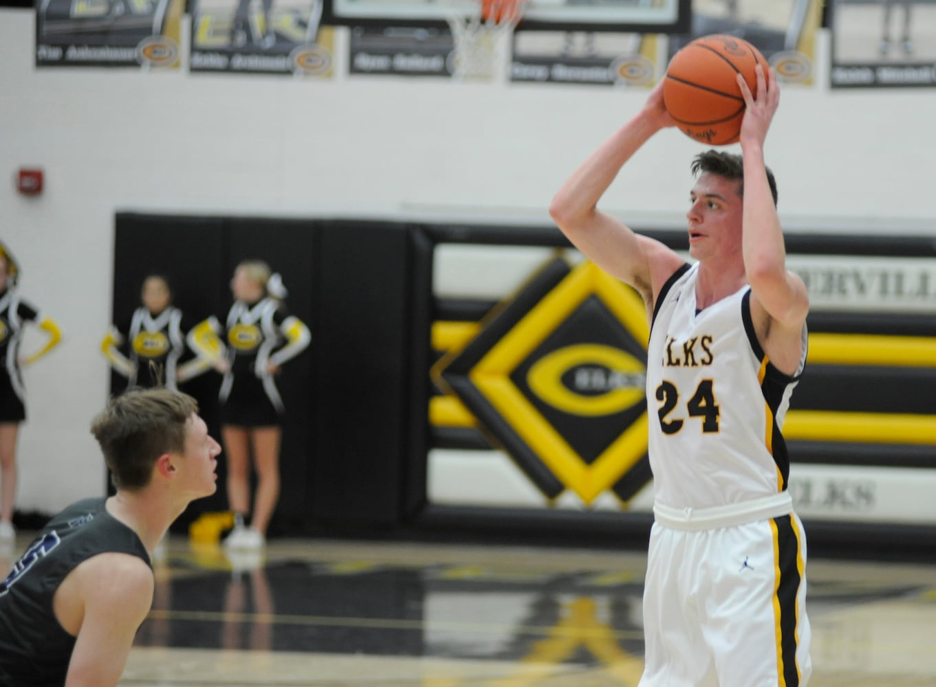 PHOTOS: Fairmont at Centerville, boys basketball