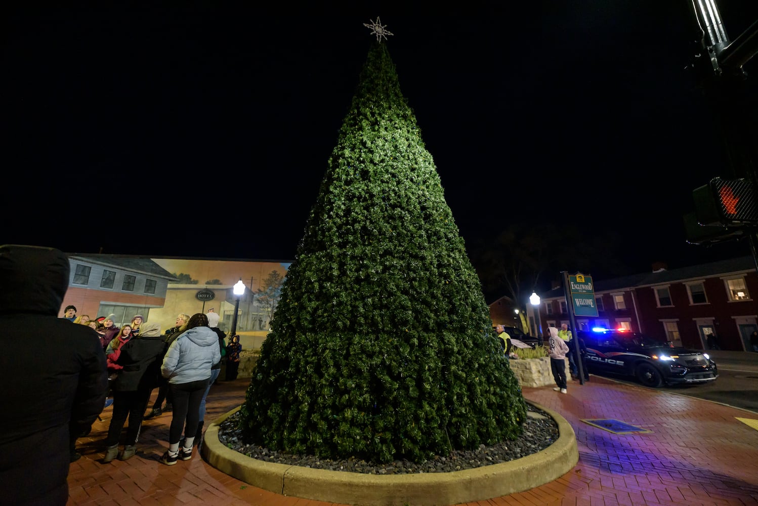 PHOTOS: 2024 Englewood Holiday Trail & Tree Lighting