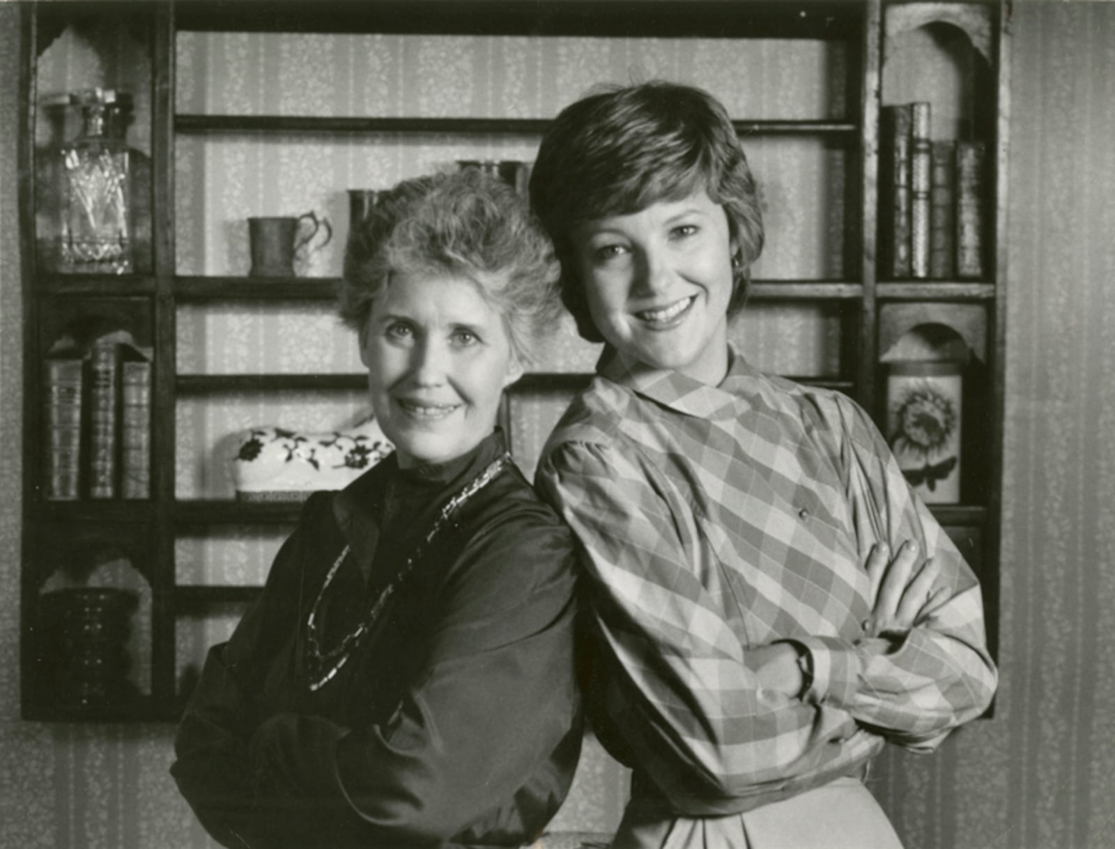 Humorist Erma Bombeck (left) pictured with acress Miriam Flynn who portrayed Maggie Weston on the television show created by Bombeck called "Maggie." DAYTON DAILY NEWS ARCHIVE