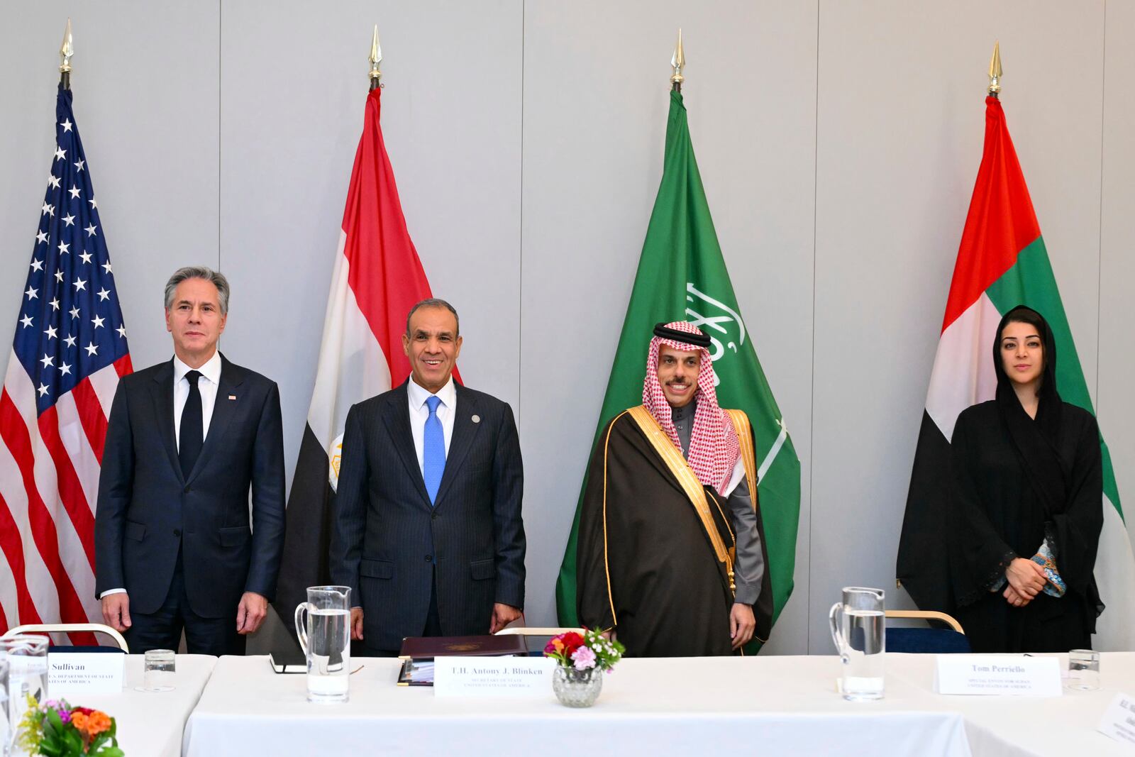 From left : US Secretary of State Antony Blinken, Egypt's Foreign Minister Badr Abdelatty, Foreign Minister of Saudi Arabia Faisal bin Farhan Al-Saud and UAE Minister of State for International Cooperation Reem al-Hashimy pose for a picture during a working session at the G7 Foreign Ministers meeting in Fiuggi, Italy, Monday, Nov. 25, 2024. (Andreas Solaro/Pool Photo via AP)