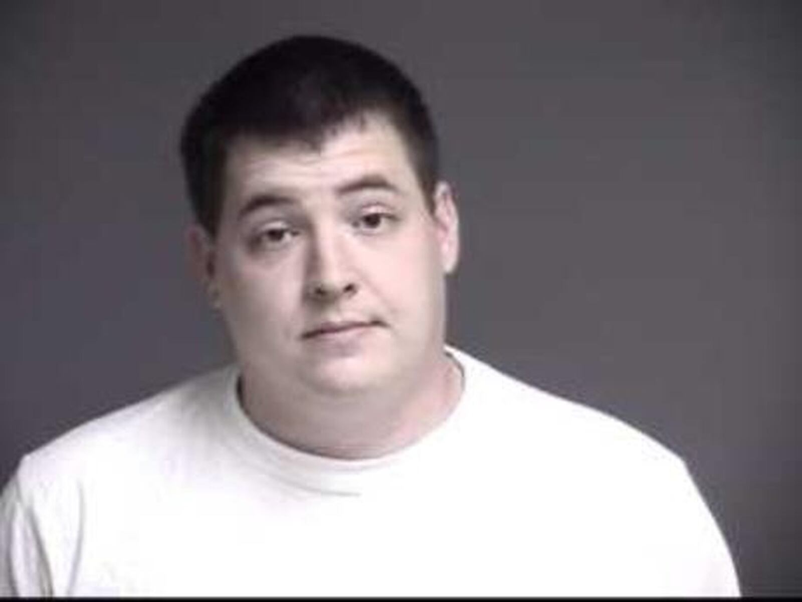 Dalton Moorhead faces child pornography charges in Warren County.