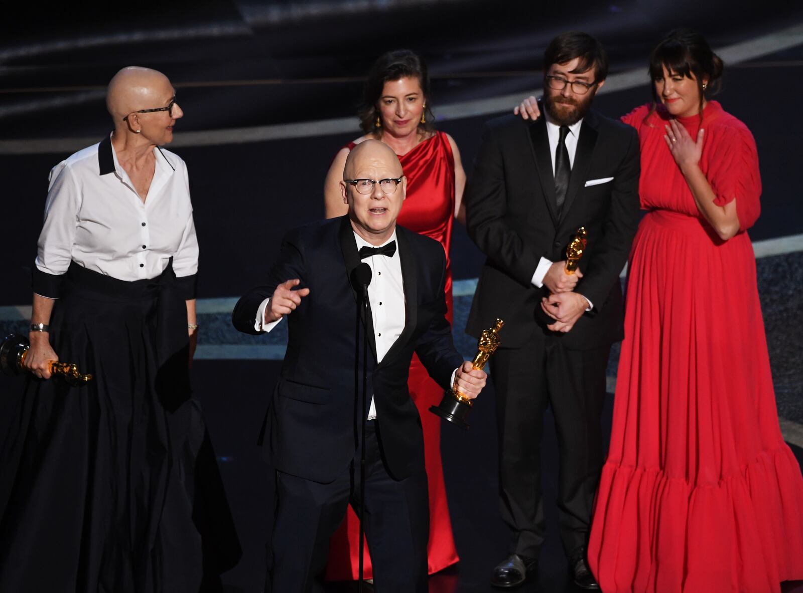 HOLLYWOOD, CALIFORNIA - FEBRUARY 09: (L-R) Julia Reichert, Steven Bognar, Lindsay Utz, Jeff Reichert and Julie Parker Benello accept the Documentary - Feature - award for 'American Factory' onstage during the 92nd Annual Academy Awards at Dolby Theatre on February 09, 2020 in Hollywood, California. (Photo by Kevin Winter/Getty Images)