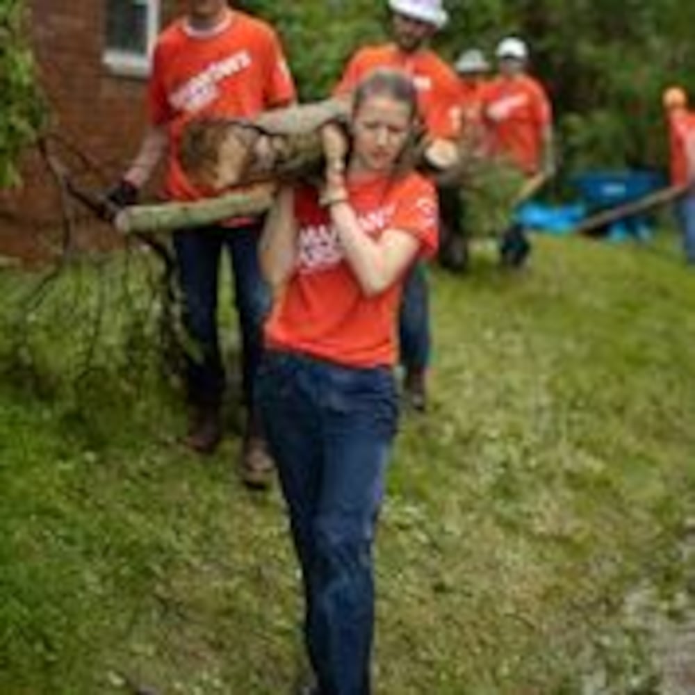 Volunteers help tornado-damaged communities