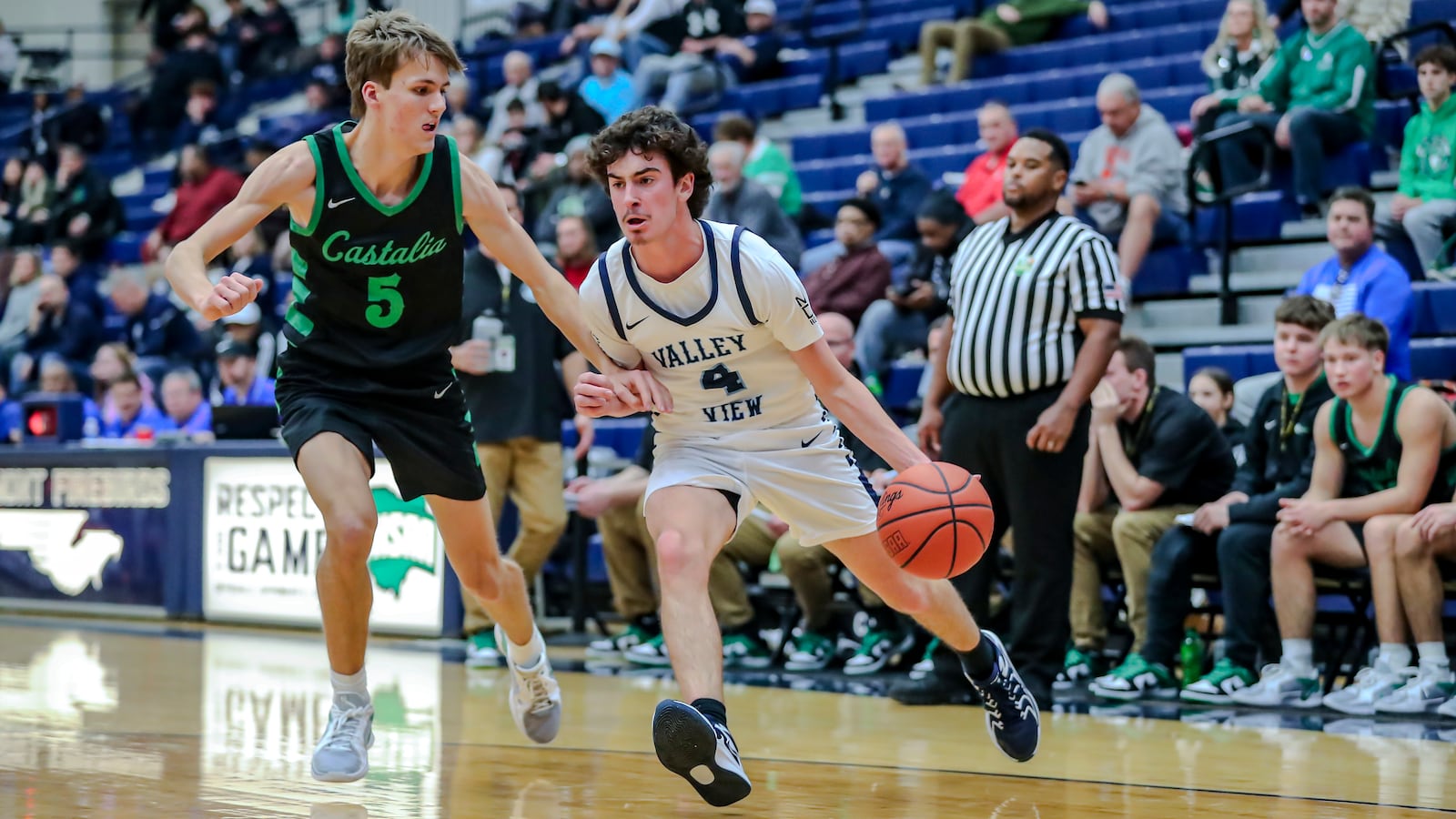 Valley View High School sophomore Brody Denny drives past Margaretta's Kale Bailey during their game on Monday afternoon at the The Beacon Orthopaedics Flyin’ to the Hoop Invitational at Trent Arena in Kettering. MICHAEL COOPER/CONTRIBUTED