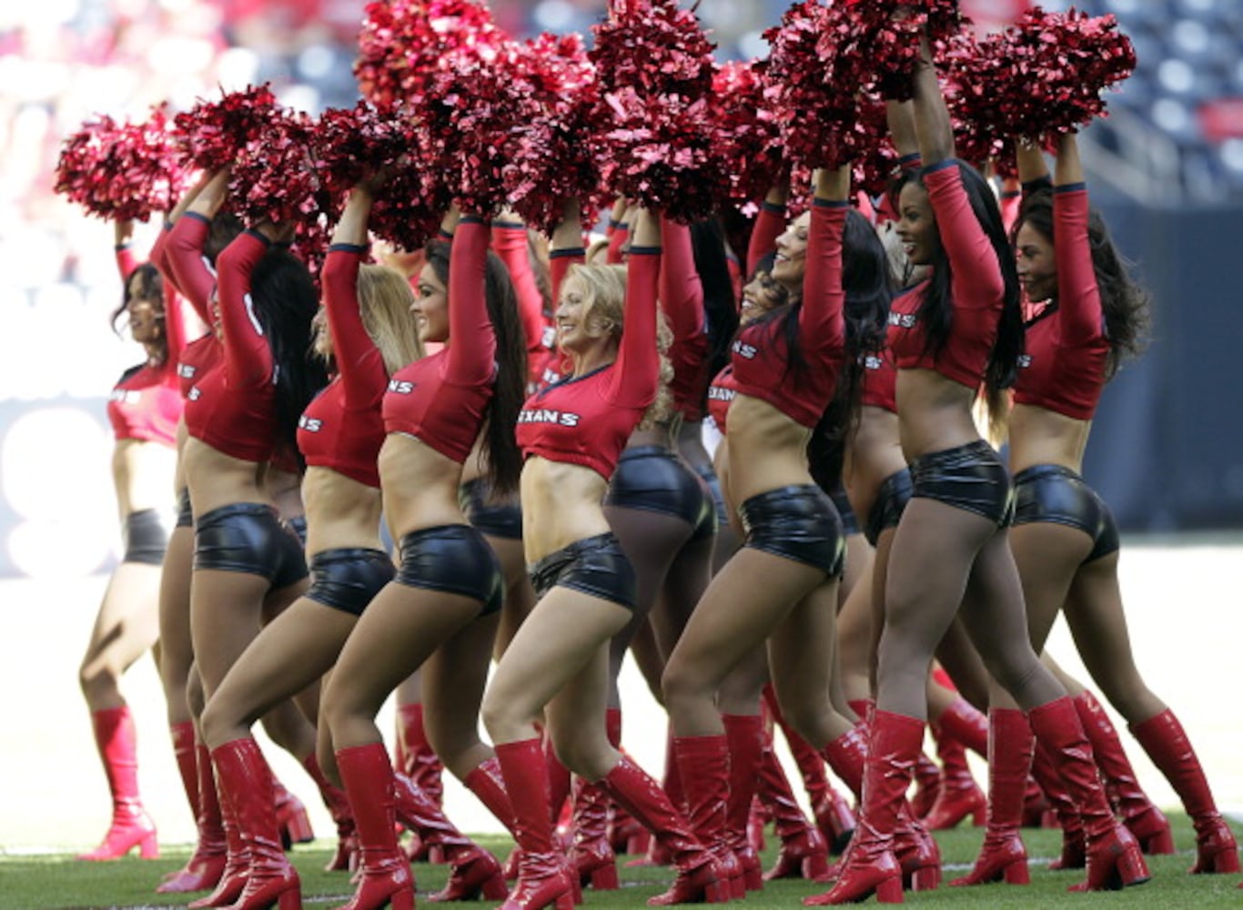 NFL Cheerleading: A Look Back