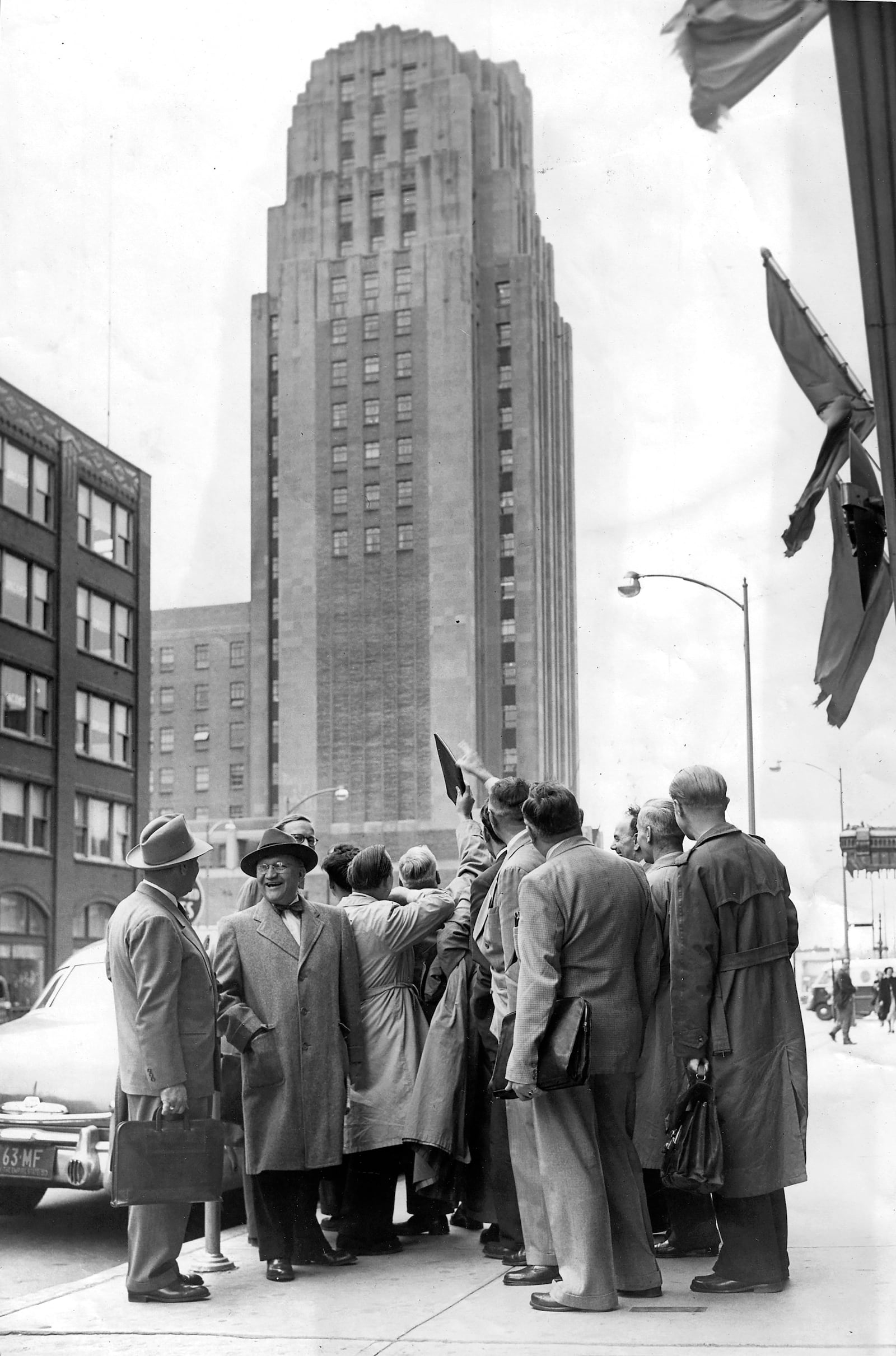 A group visiting Dayton from the Netherlands in 1953 took an architectural tour of the city which included the Hulman building, now called the Liberty Tower. DAYTON DAILY NEWS ARCHIVE