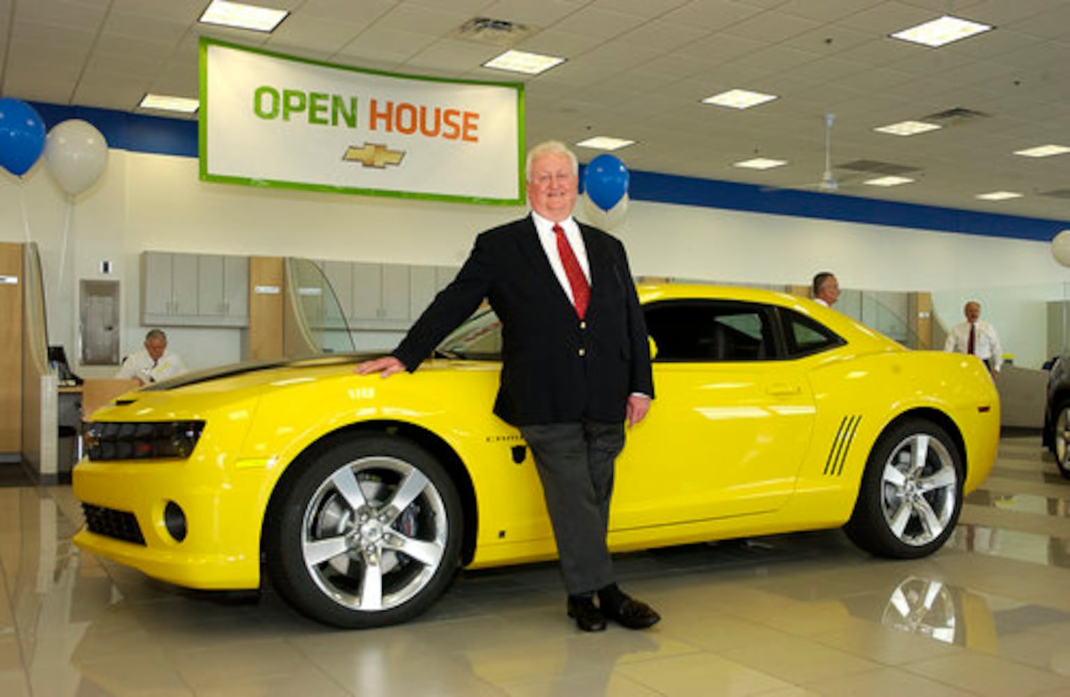 Voss Chevrolet opens all-new facility