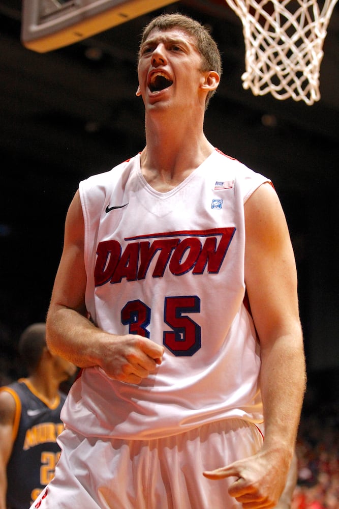 Dayton Flyers: Uniforms through the years