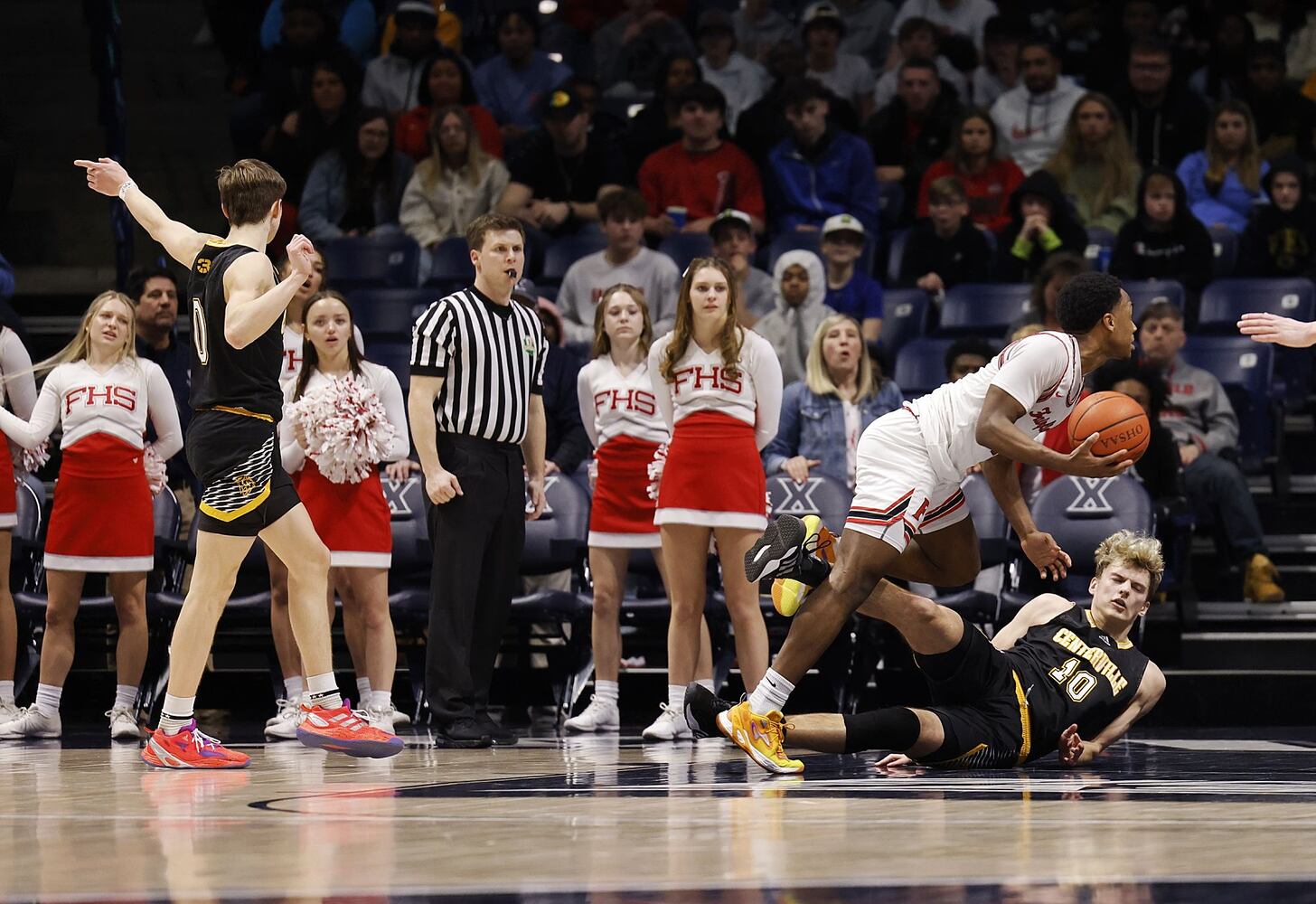 031222 Centerville vs Fairfield bball