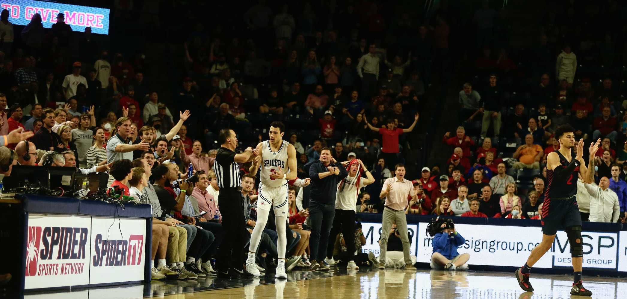 Dayton vs. Richmond