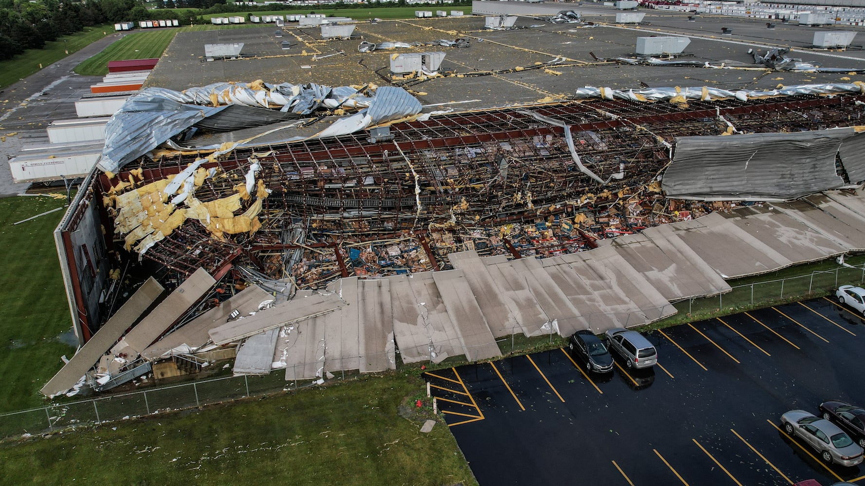 Meijer tornado damage