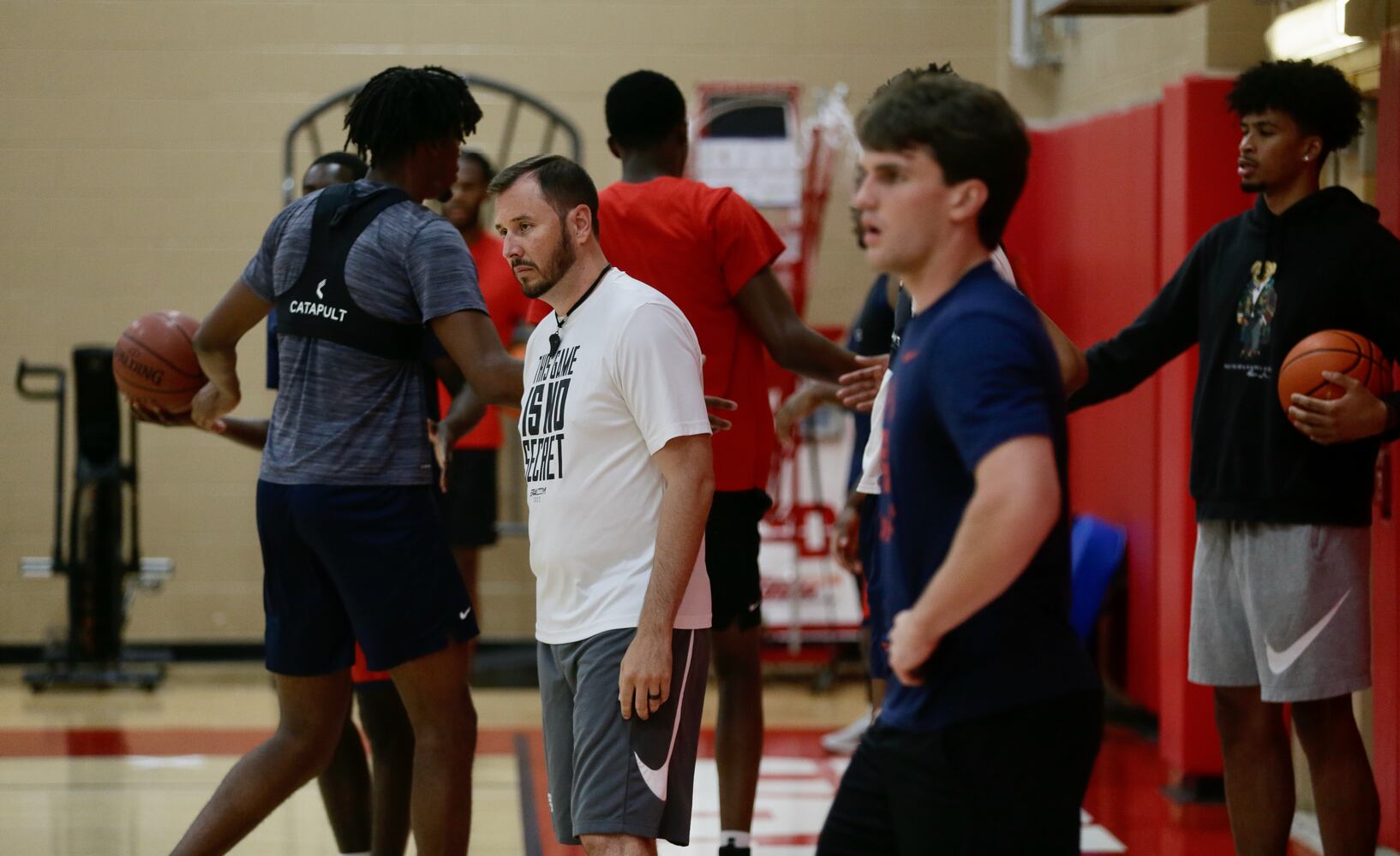 Dayton Flyers practice