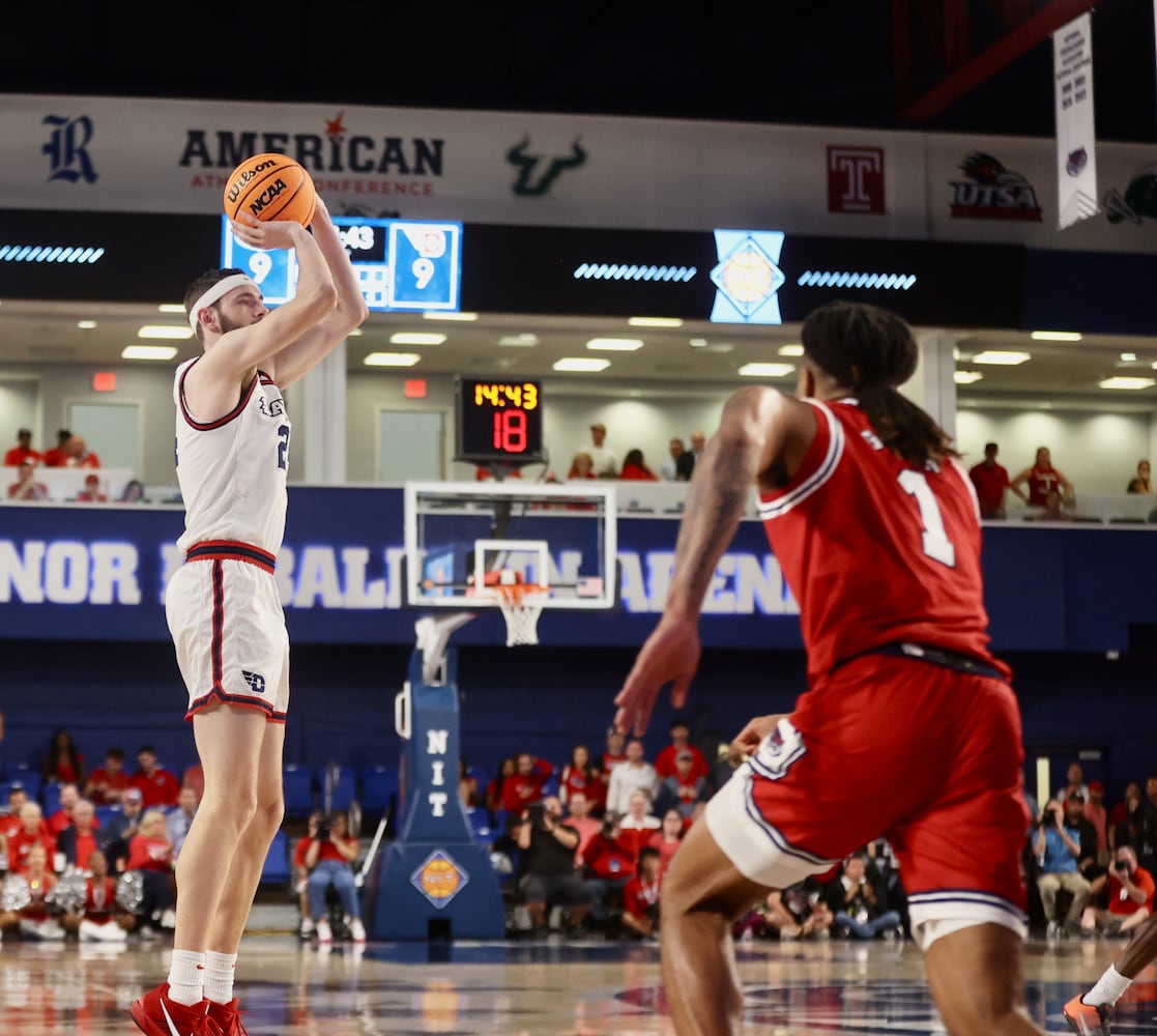 Dayton vs. Florida Atlantic