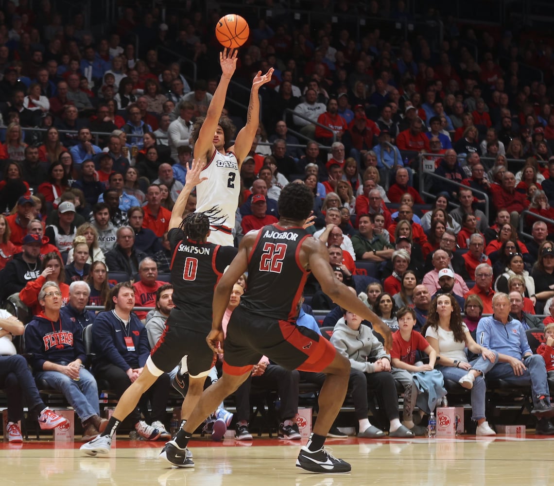 Dayton vs. Saint Joseph's