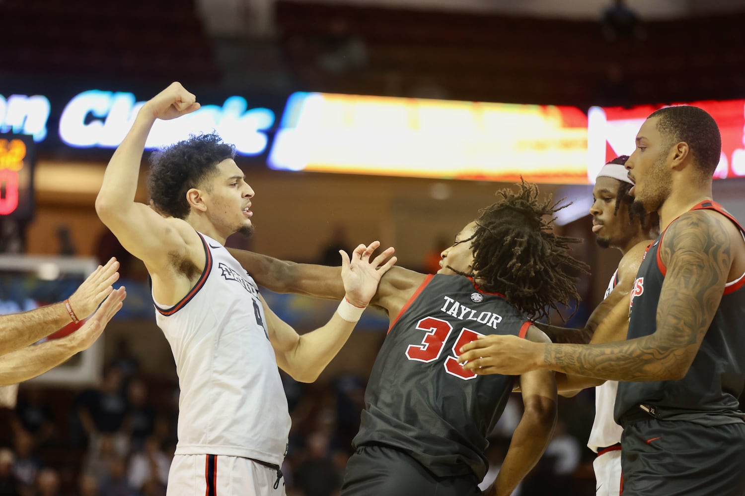 Dayton vs. St. John's