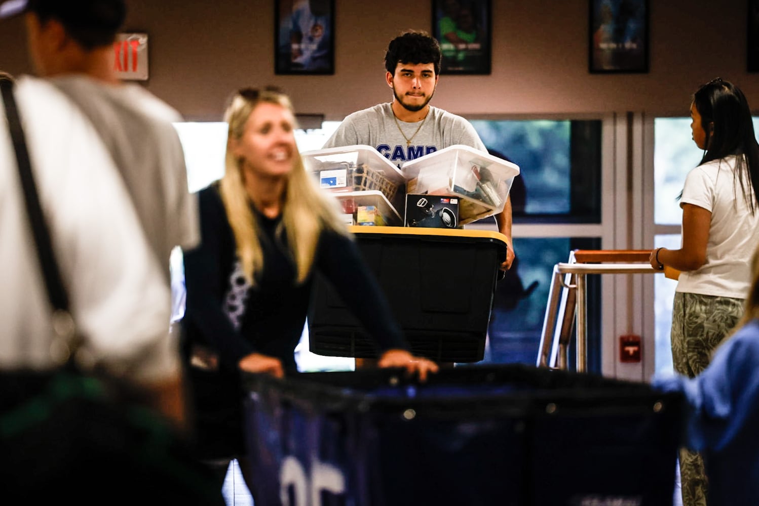 UD students begin to move into dorms