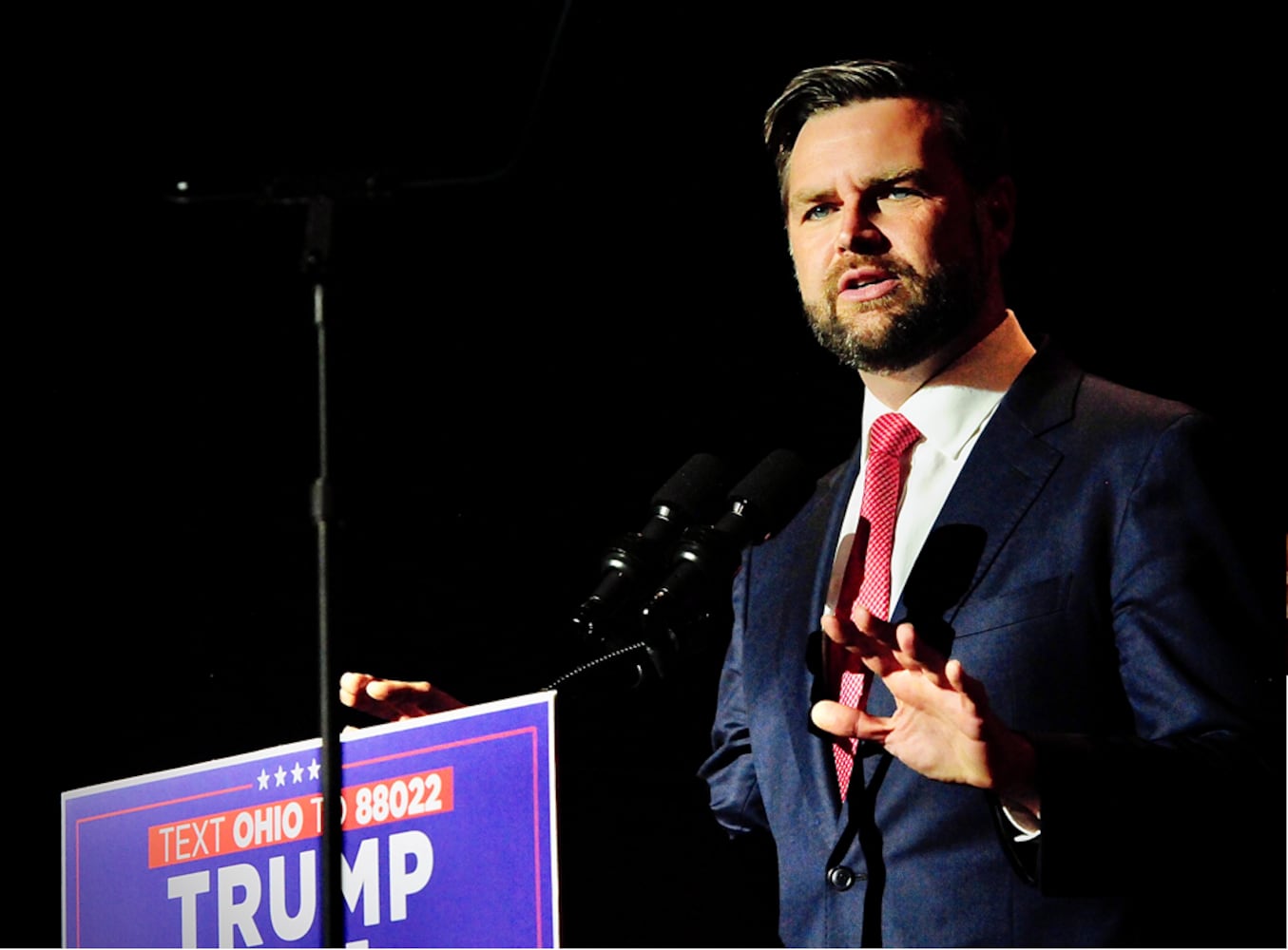 J.D. Vance at Middletown rally