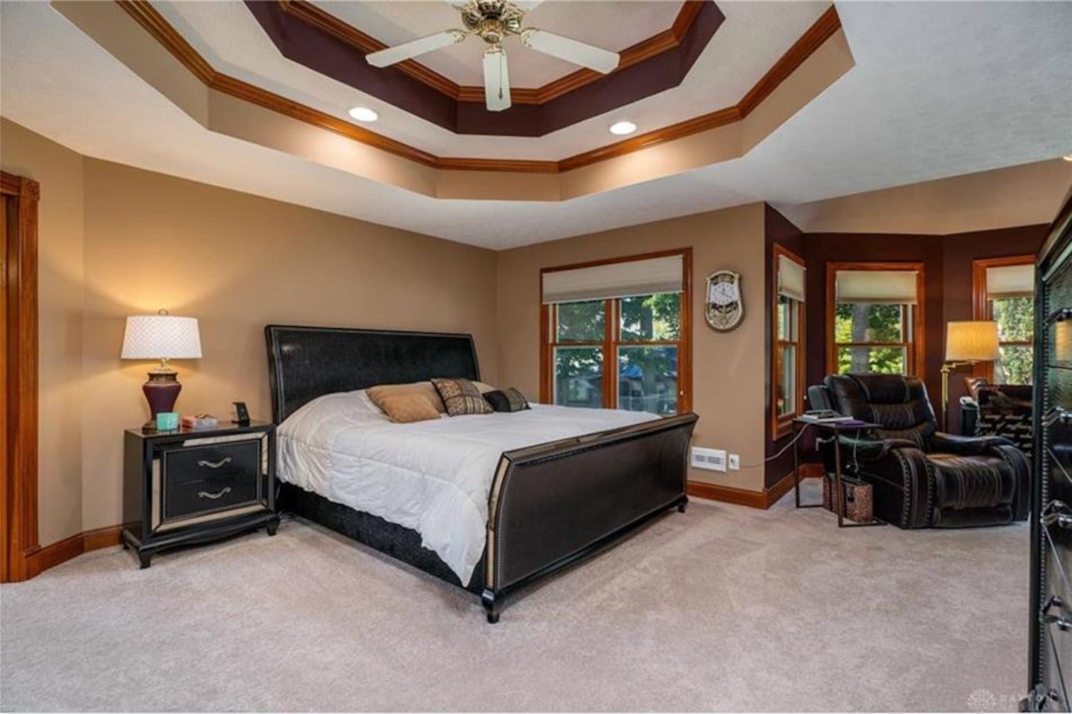 PHOTOS: Newly listed home has view of pond and Pipe Stone Golf Club