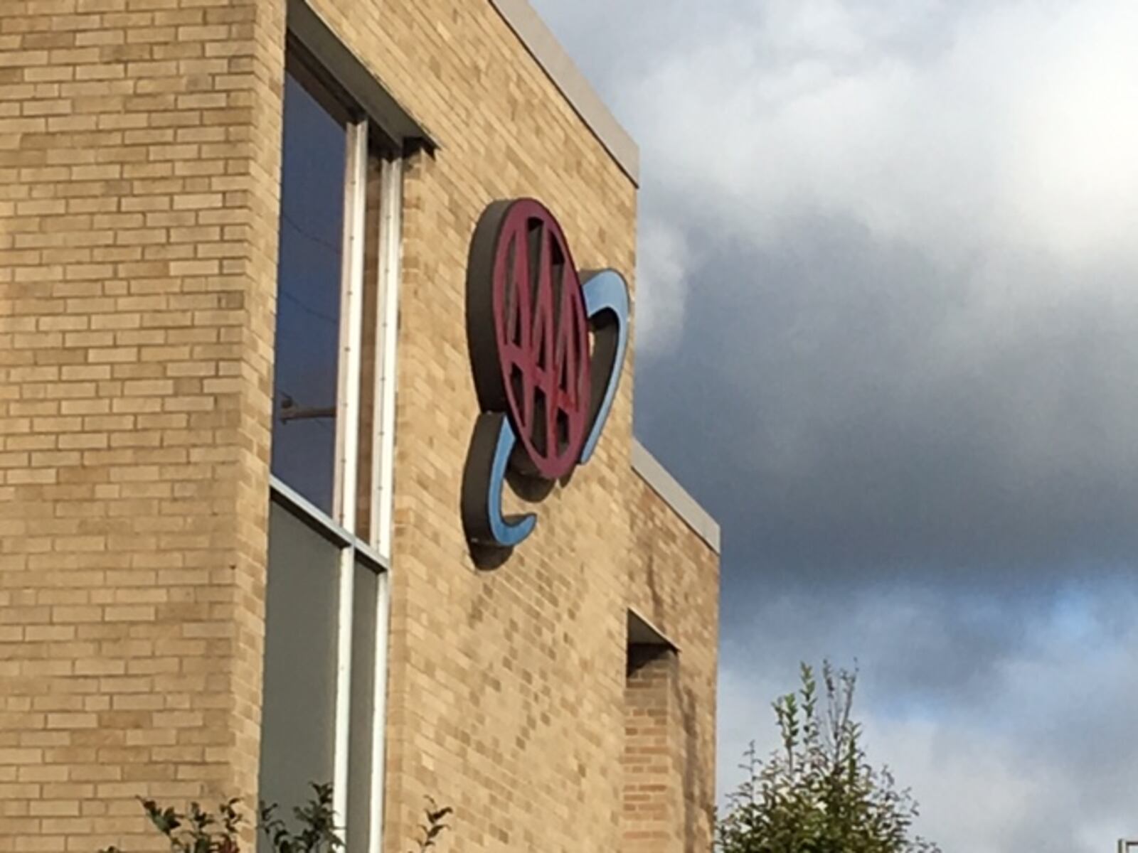 AAA building in downtown Dayton on Ludlow Street. NICK BLIZZARD/STAFF