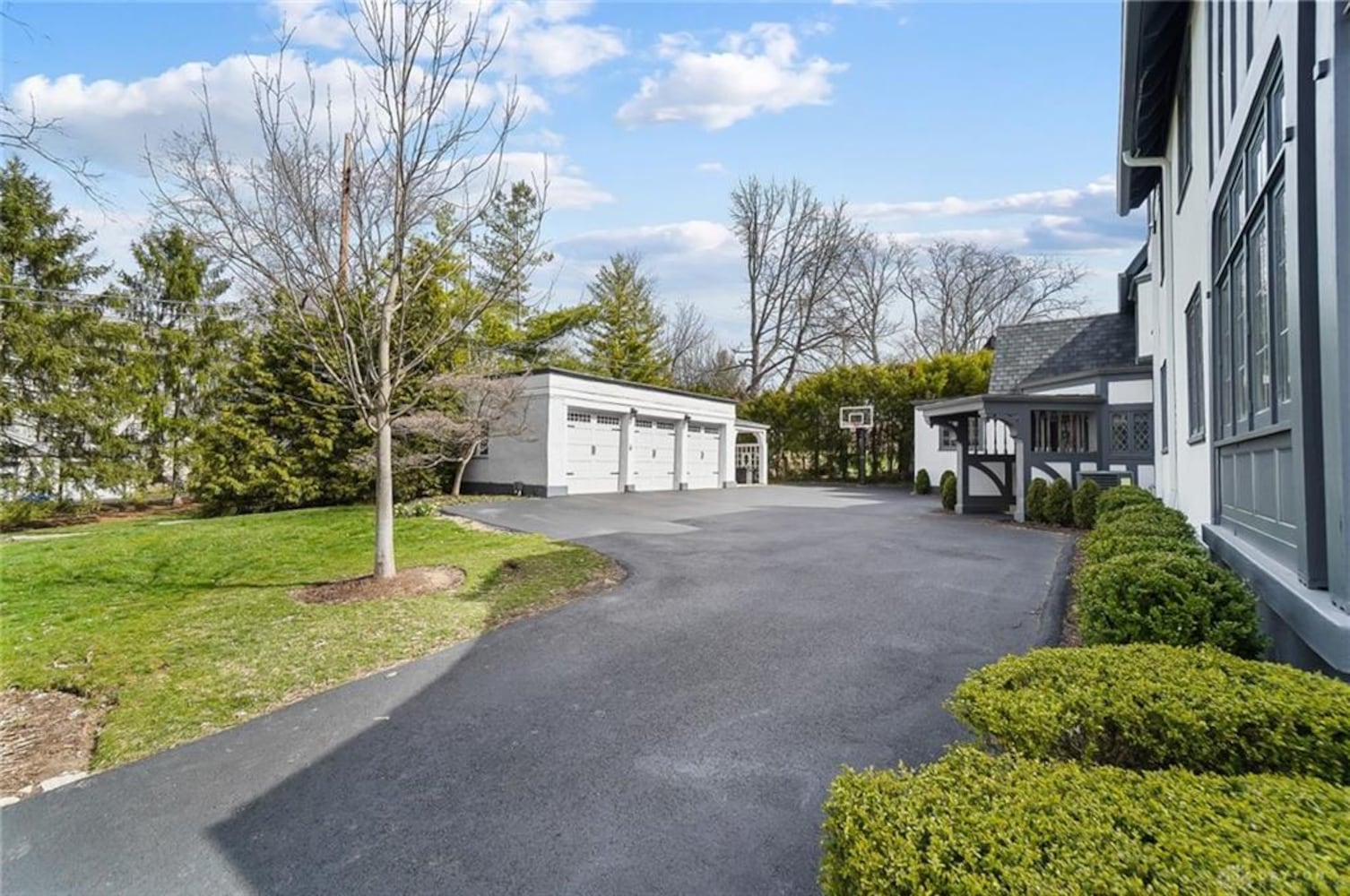 PHOTOS: Cheezit mansion in Oakwood on the market for nearly $1M