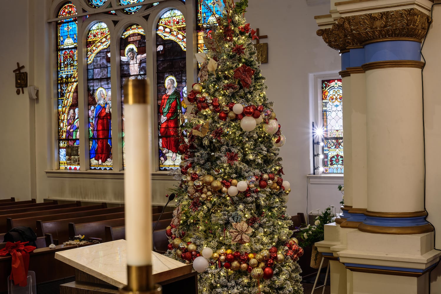 PHOTOS: A look inside Nhà Thờ Thánh Tâm (Sacred Heart Church) in downtown Dayton decorated for Christmas