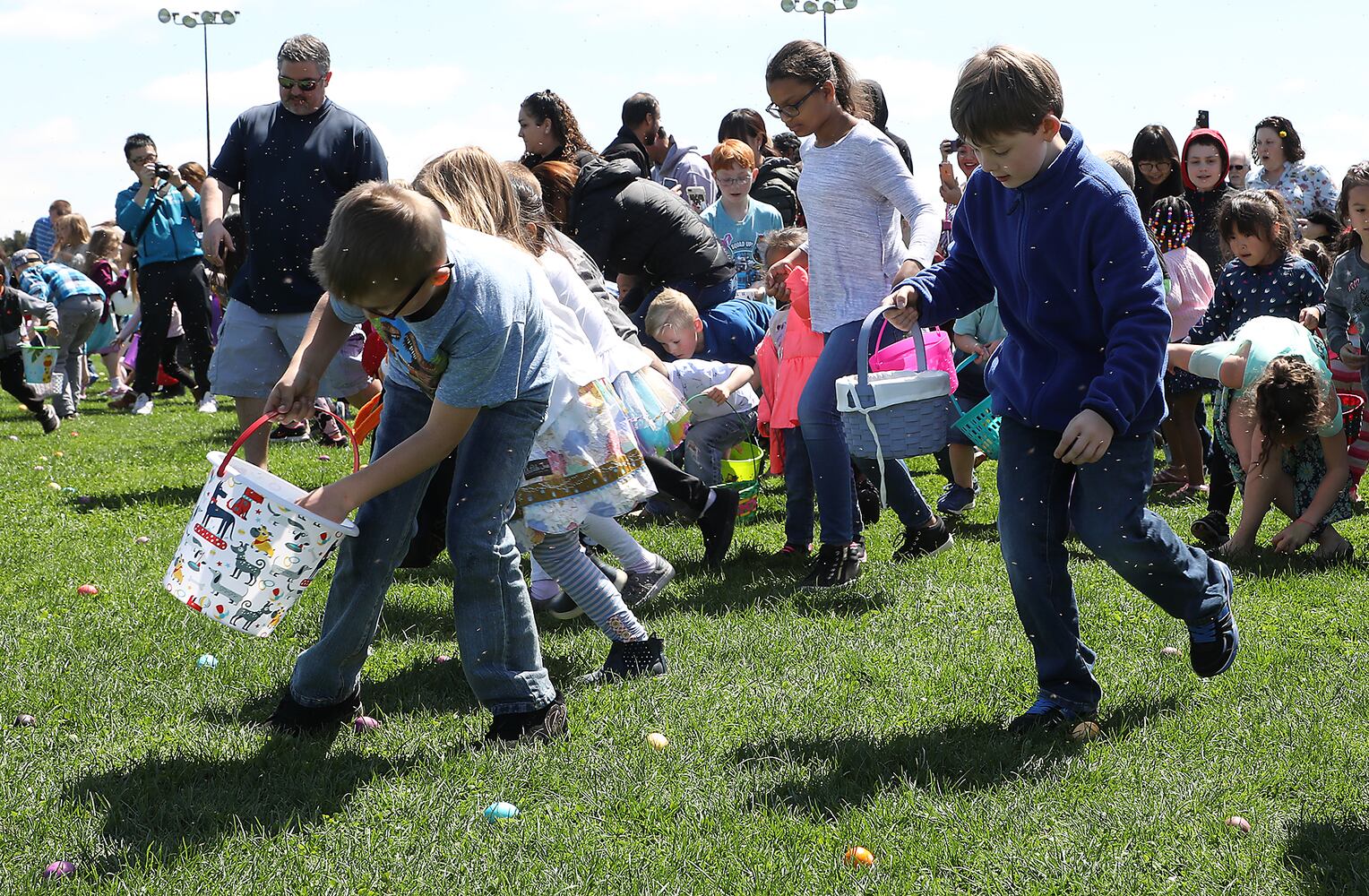 PHOTOS - Young's 37th Annual Easter Egg Hunt