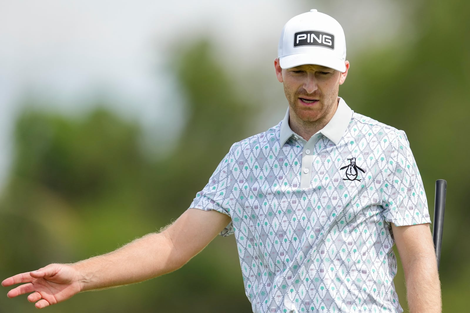 Brian Campbell, of the United States, to missing a putt on the green of the 10th hole during the third round of the Mexico Open golf tournament in Puerto Vallarta, Mexico, Saturday, Feb. 22, 2025. (AP Photo/Fernando Llano)