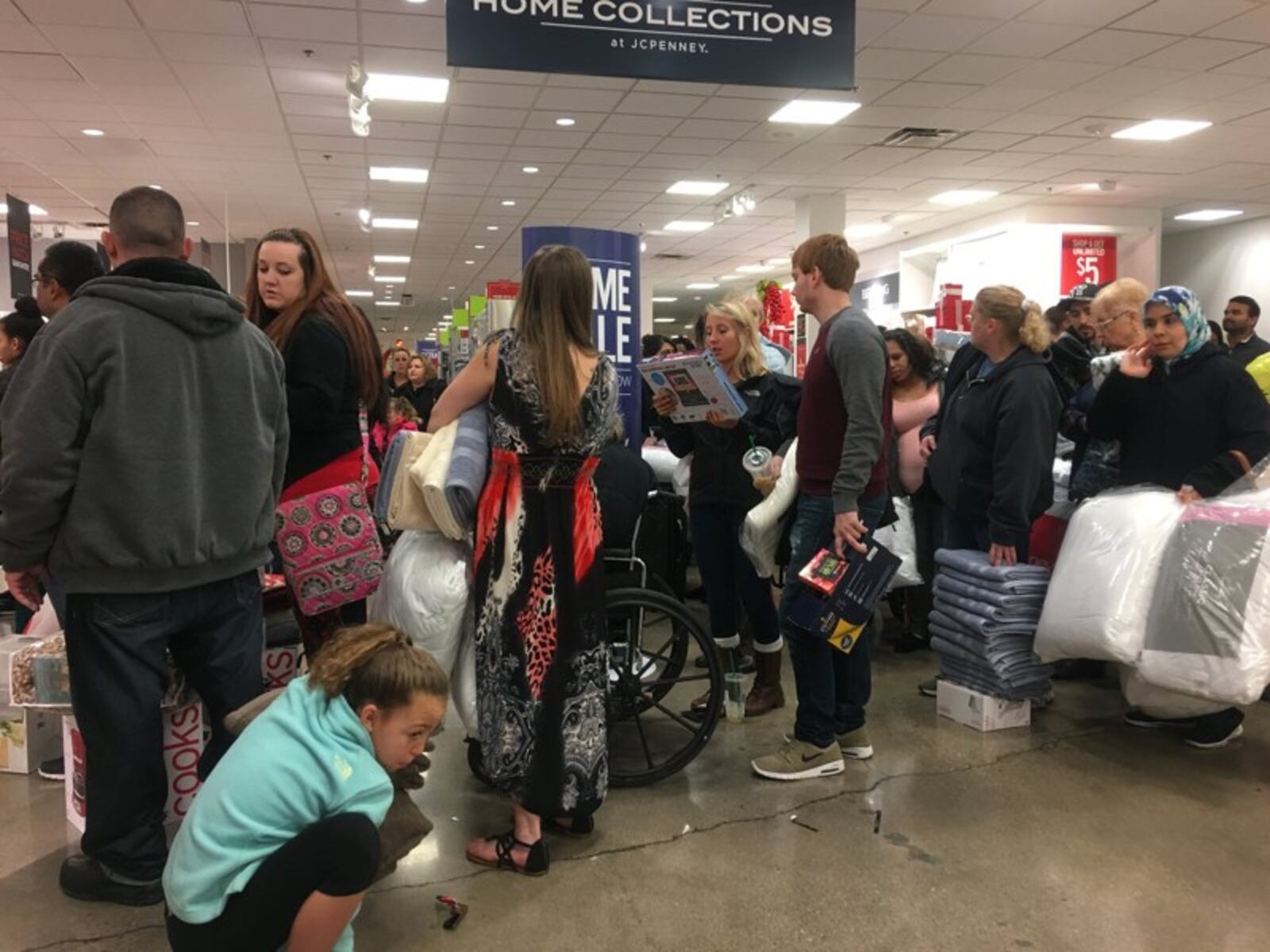 Customers came out in large crowds for Thanksgiving Day sales in the Miami Valley. KARA DRISCOLL/STAFF