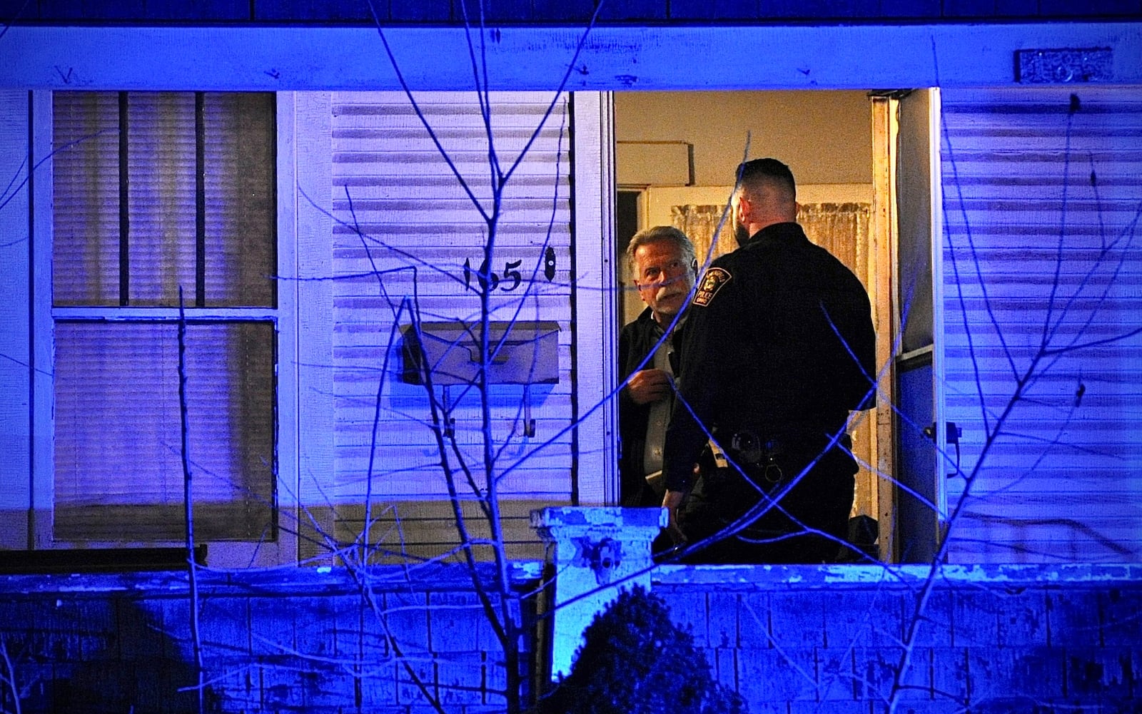 Springfield Police Division officers responded to a shooting that left one man dead on Willis Avenue on Sunday, Nov. 6, 2022. MARSHALL GORBY/STAFF