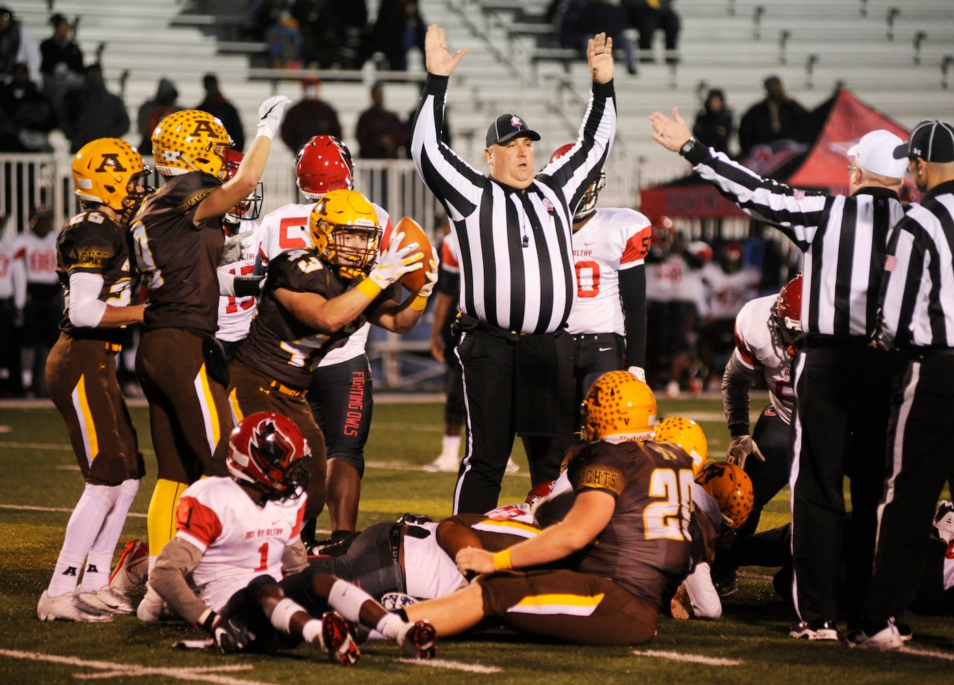 PHOTOS: Alter vs. Cin. Mt. Healthy, football playoffs