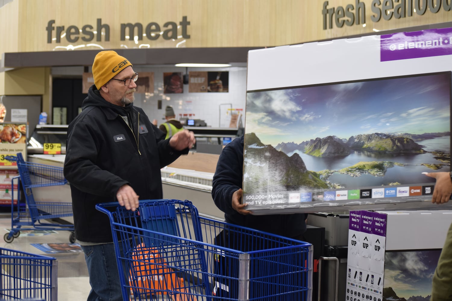 PHOTOS: Did we spot you Thanksgiving shopping today?