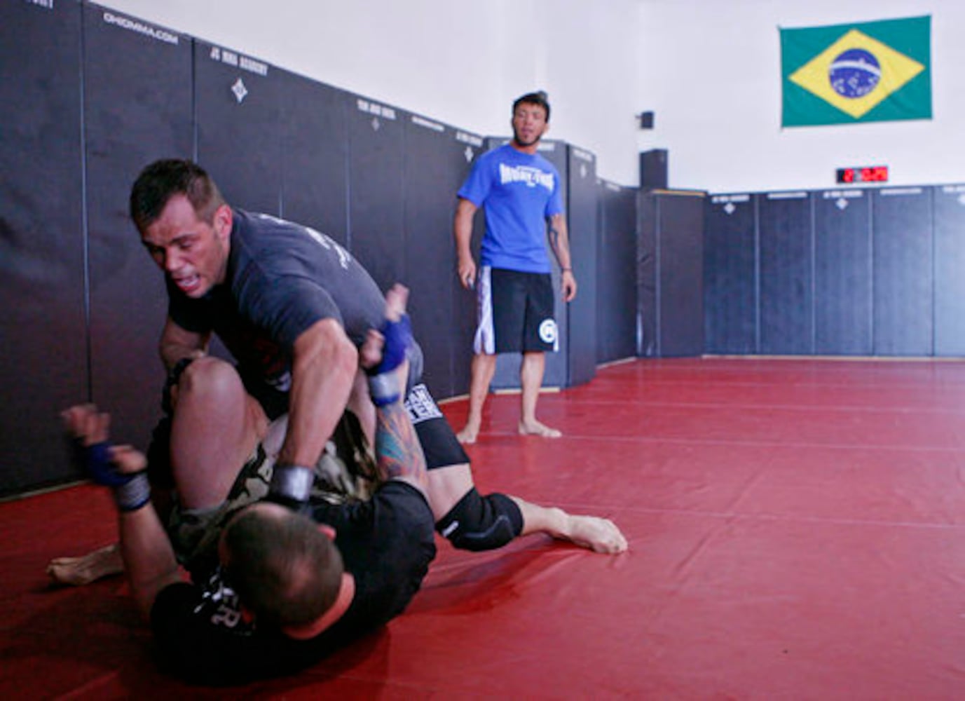 UFC star Rich Franklin trains for fight