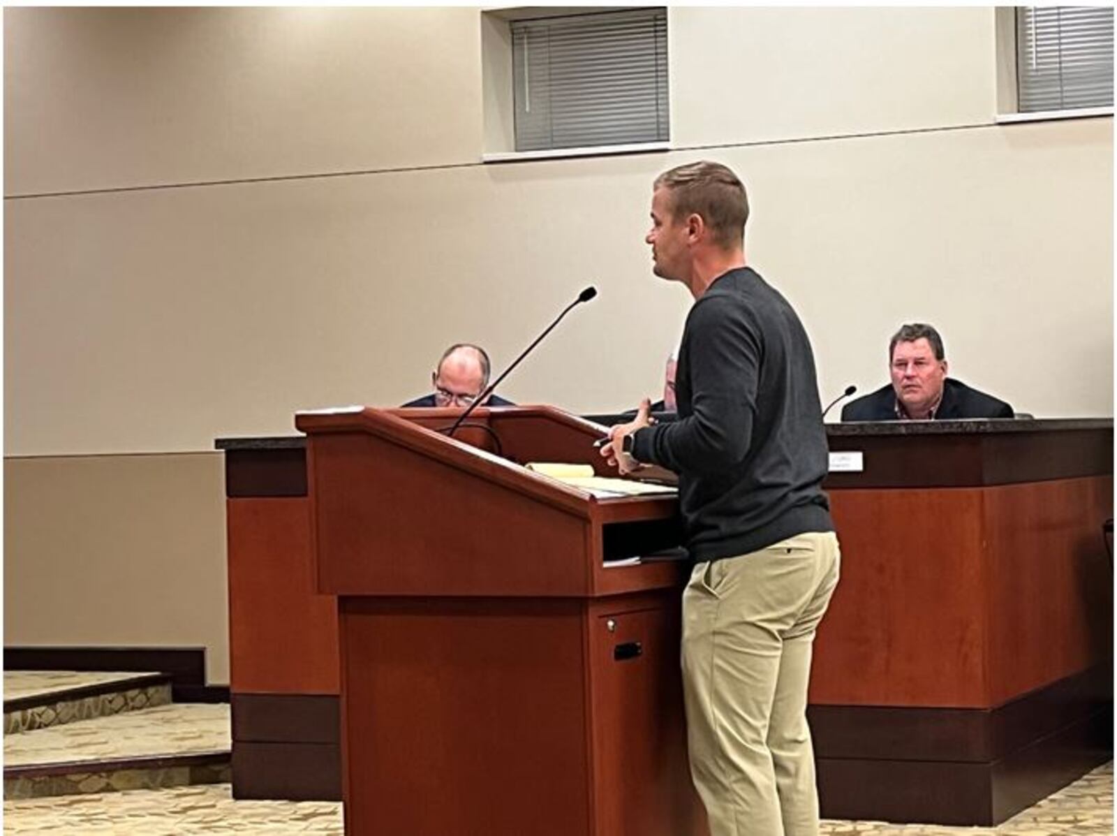 Resident Donald Cummings expressed his opposition to the proposed settlement agreement with Easton Farms' developers and owners.  He made his comments at the Springboro City Council meeting on Oct. 20, 2022. Council unanimously approved the emergency ordinance for the settlement agreement. ED RICHTER/STAFF