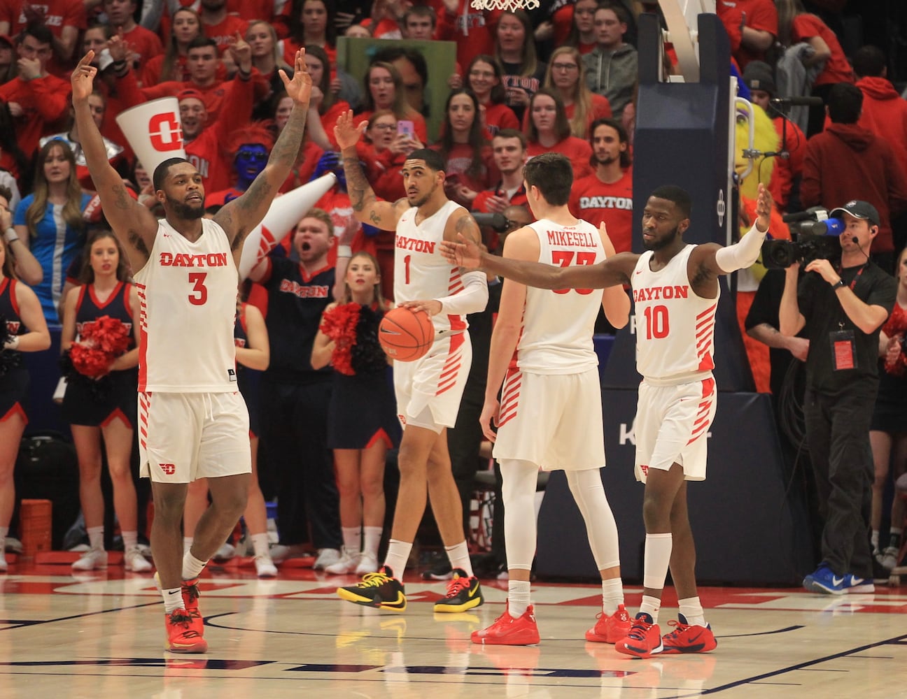 Photos: Dayton Flyers celebrate A-10 championship