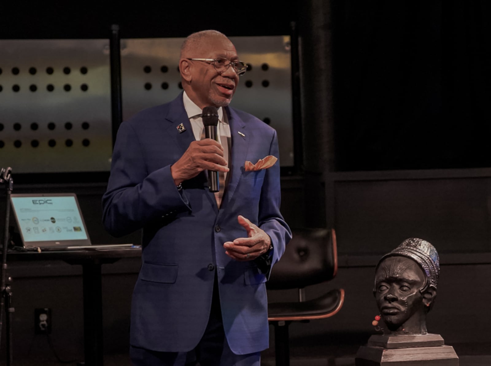 Dayton Mayor Jeffrey J. Mims Jr. gives opening remarks and showcases his artwork at the EPIC Inspires arts symposium. Photo credit: @ScottyDfoto