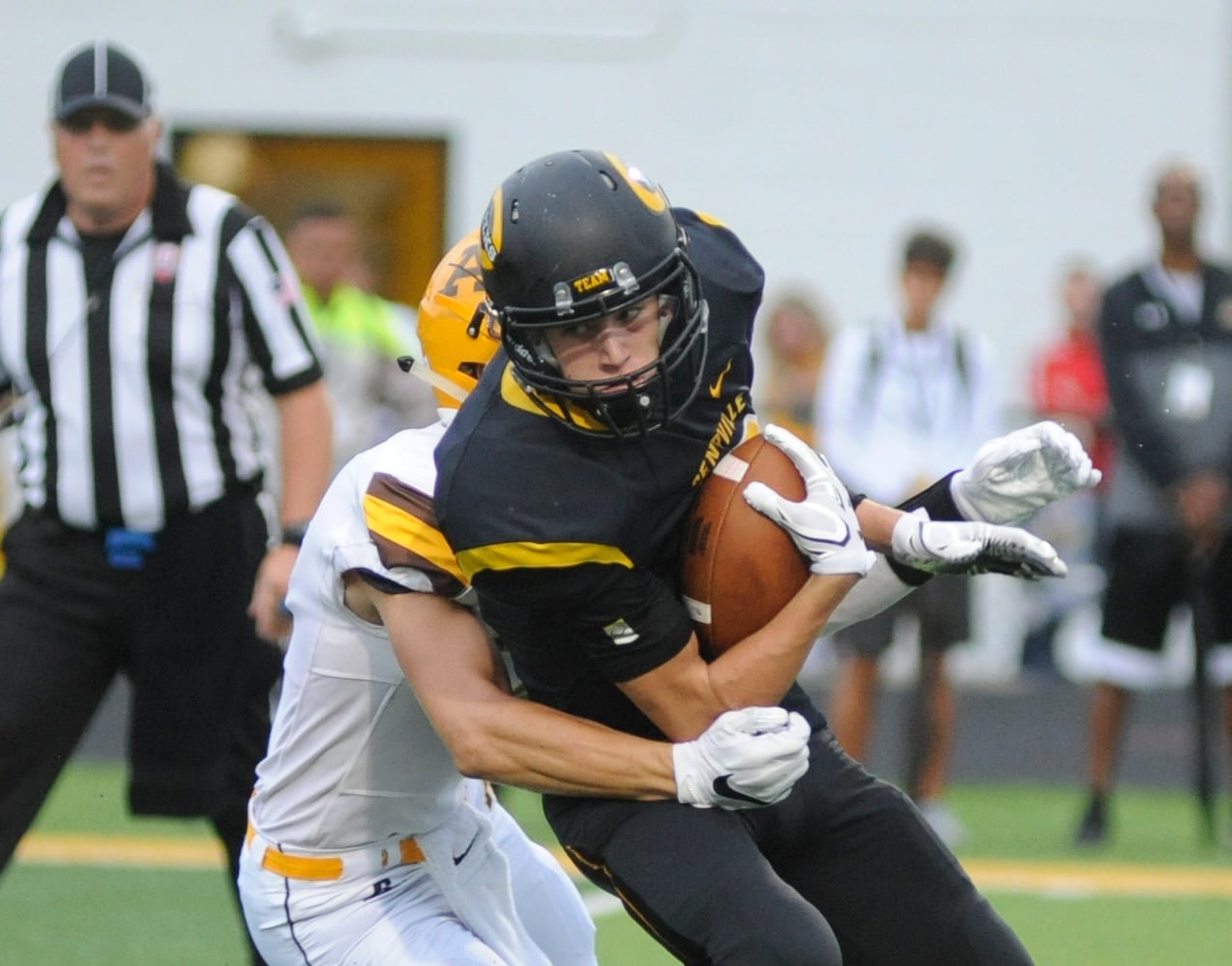 PHOTOS: Alter at Centerville, Week 3 football