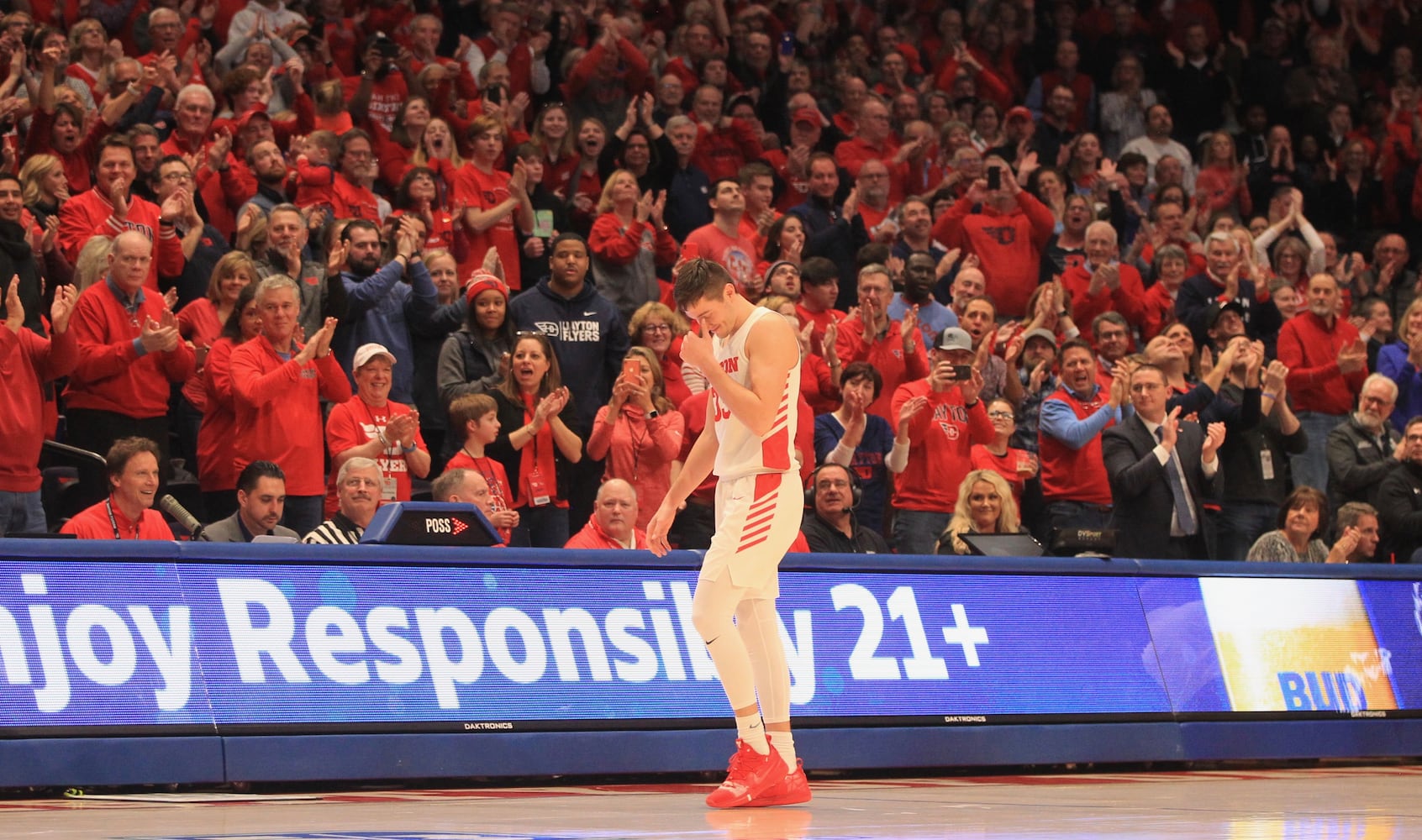 Photos: Dayton Flyers celebrate record-breaking 29th victory