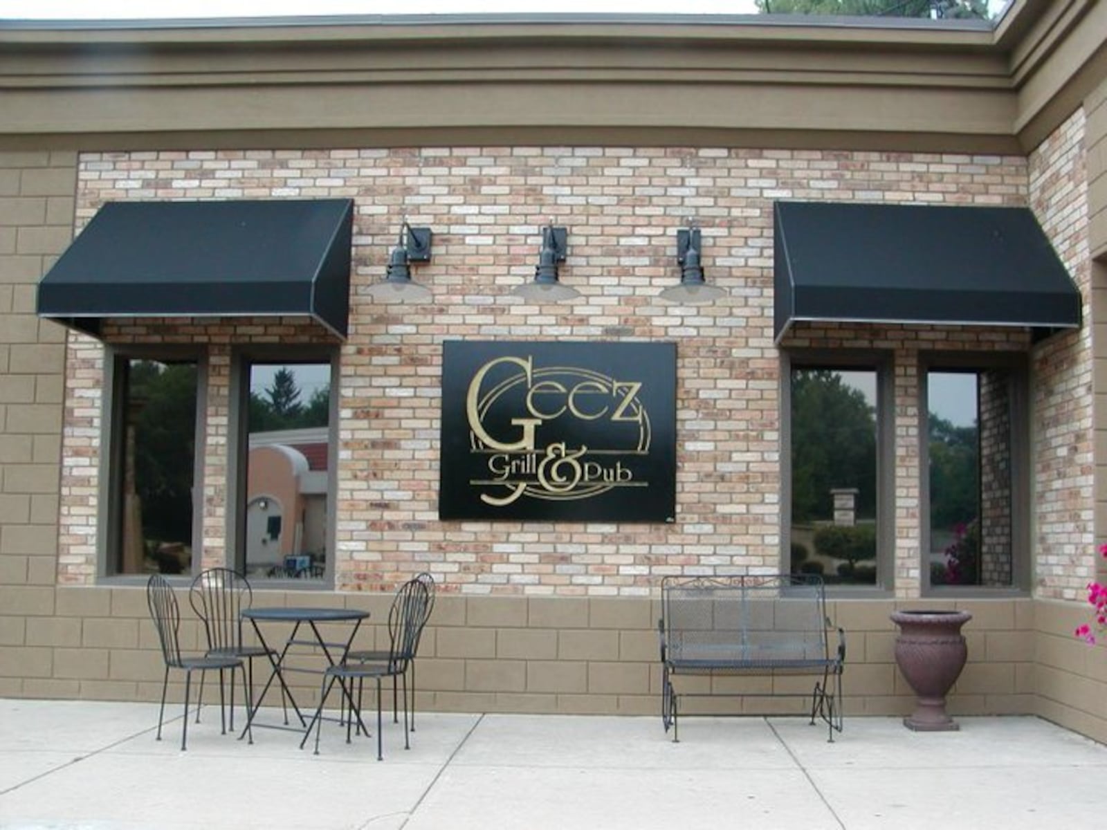 Geez Grill & Pub is moving after 26 years at 5841 Far Hills Ave.