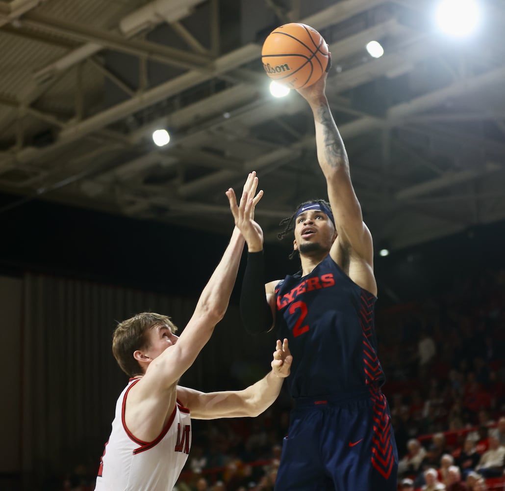 Dayton vs. Davidson