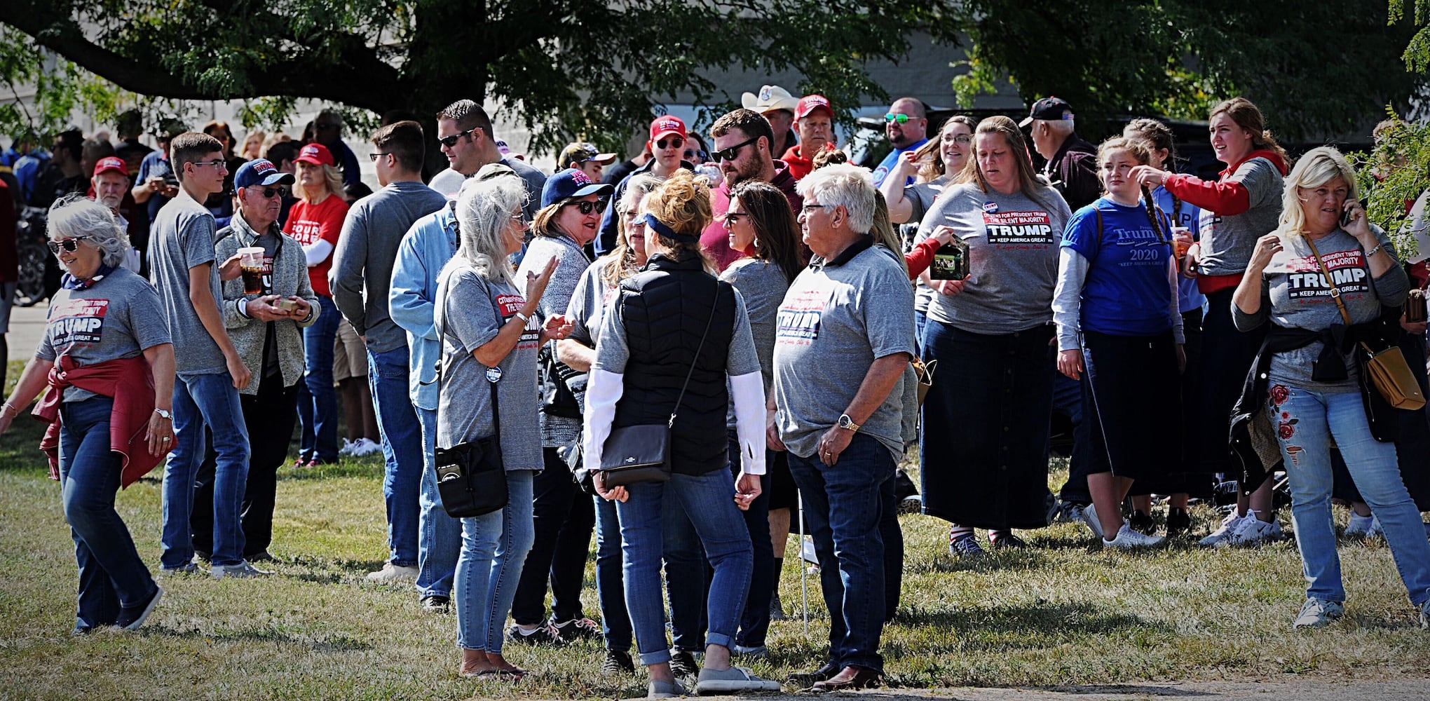 Trump supporters lineup outside near Dayton International Airport