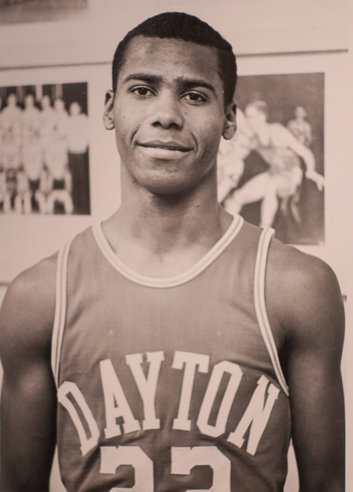 Dayton Flyers basketball archive