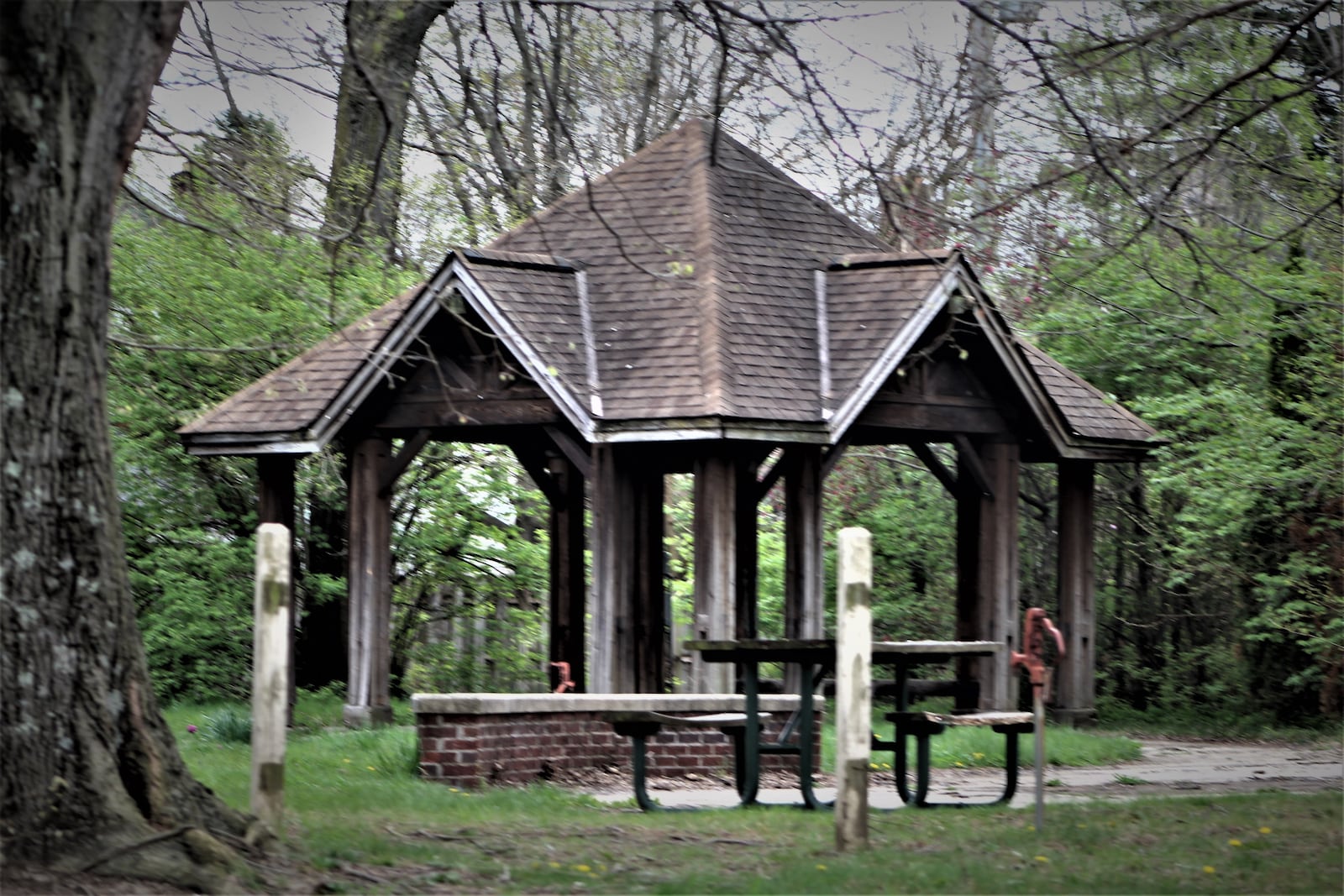 A rundown park at 300 Delaware Avenue in northwest Dayton. CORNELIUS FROLIK / STAFF